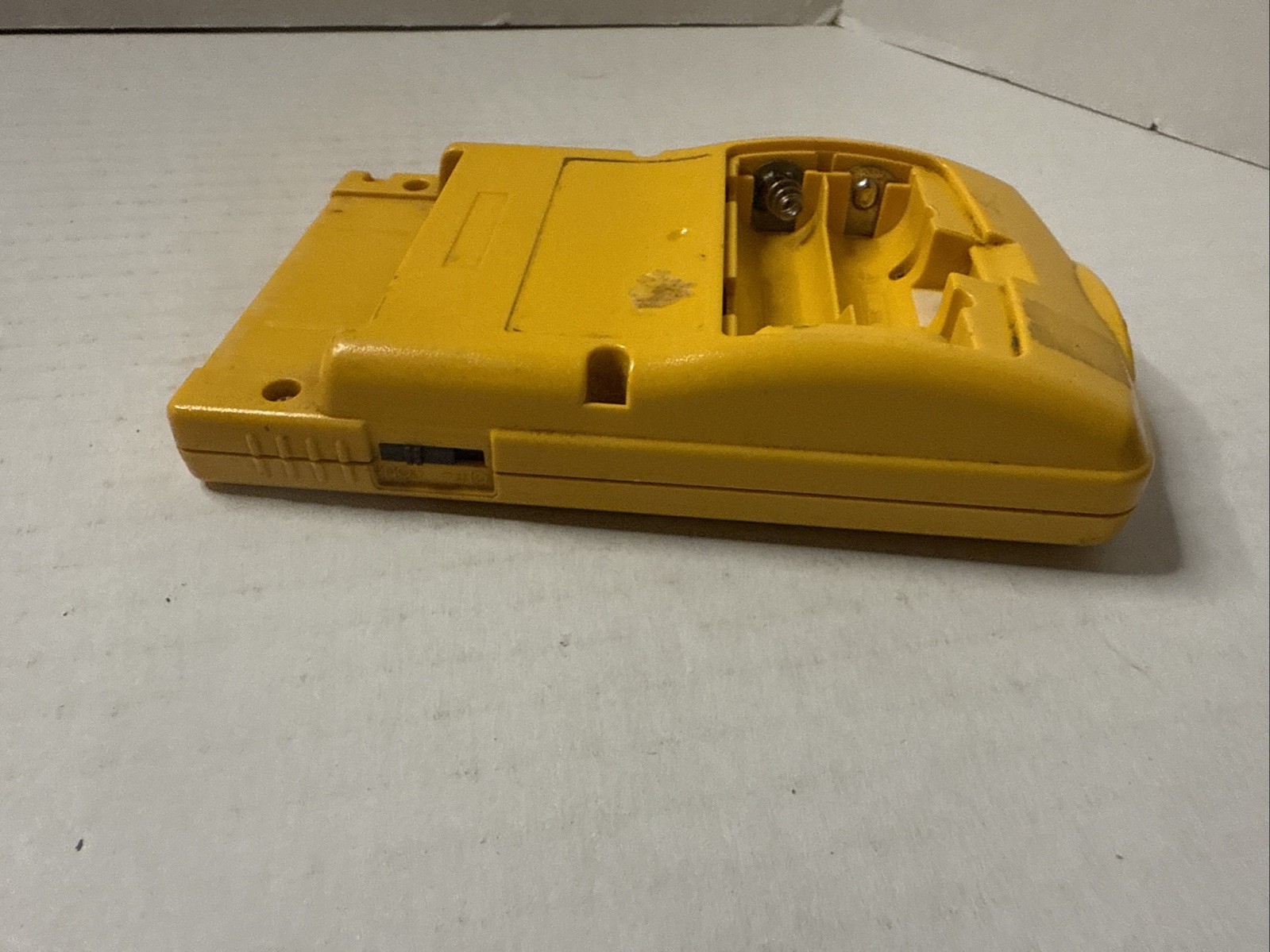 Nintendo Game Boy Color – Yellow Handheld Console For Parts Or Repair