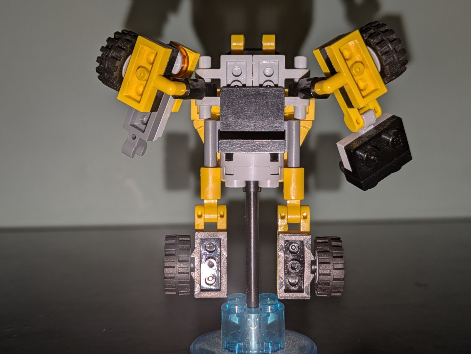 LEGO Dimensions Emmet Tag/Disc Base w/ Buildable Mech Yellow Vehicle 71212