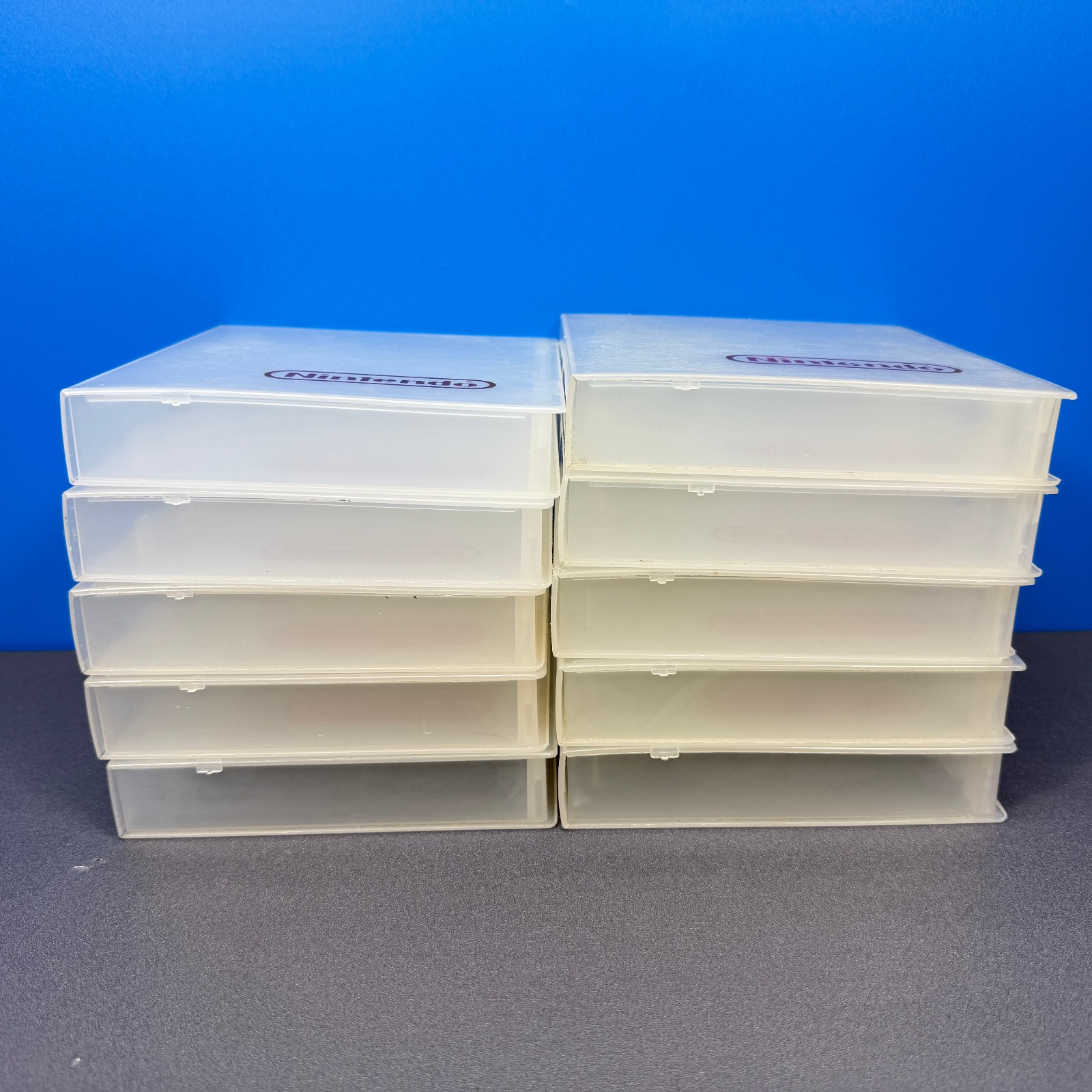 LOT OF 10 NINTENDO NES GAME HARD PLASTIC CLAMSHELL CASE CASES CLEAR RED LOGO OEM