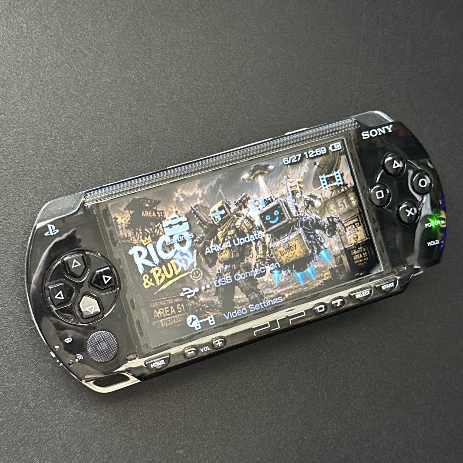 USB C Clear Black Sony PlayStation PSP 1000 Handheld Console System & 26 Games