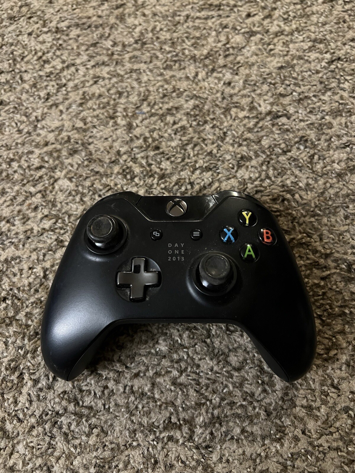 Microsoft Xbox One Wireless Controller Day One 2013 Edition Black Model 1537