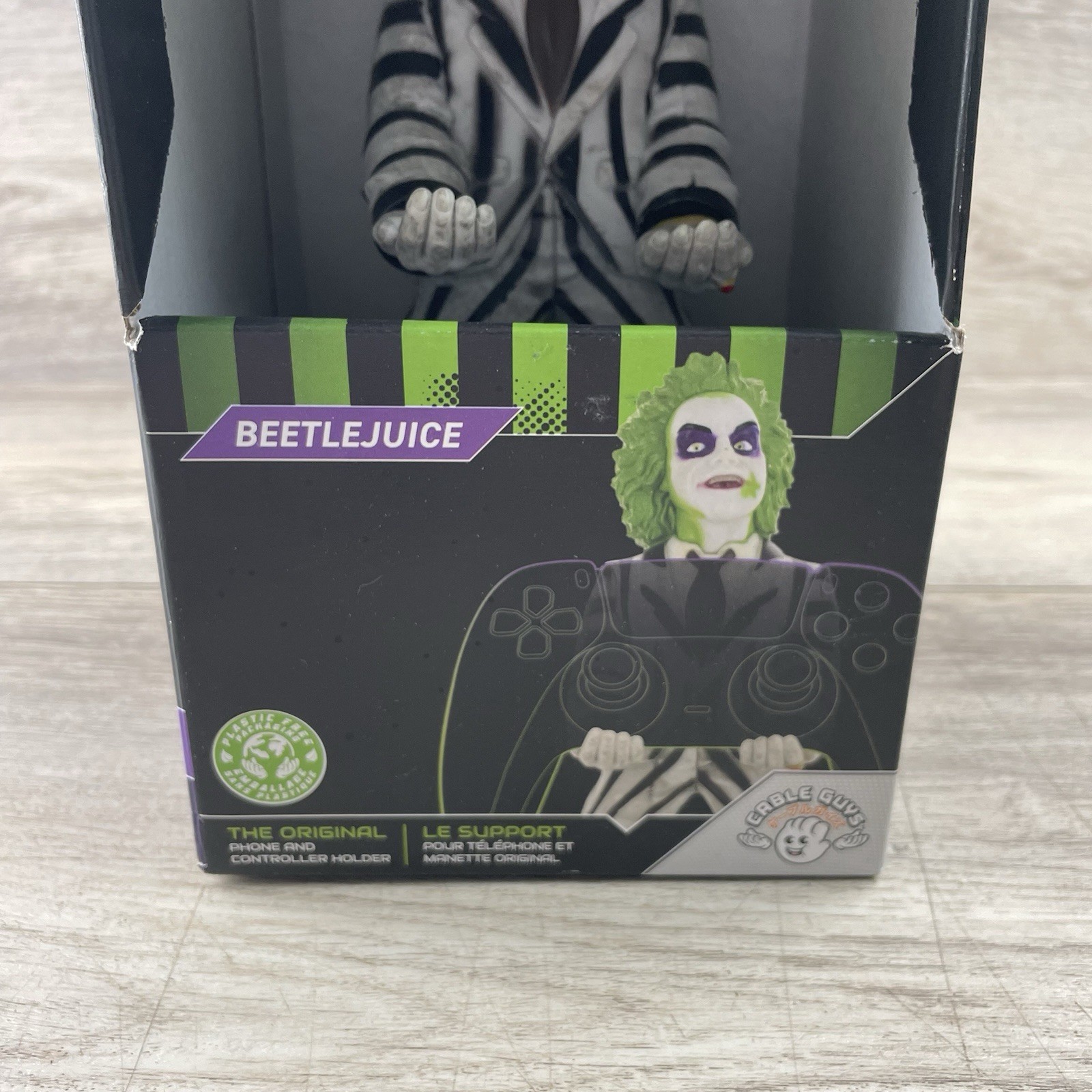 BEETLEJUICE Cable Guys Original Phone & Game Controller Holder Character Stand