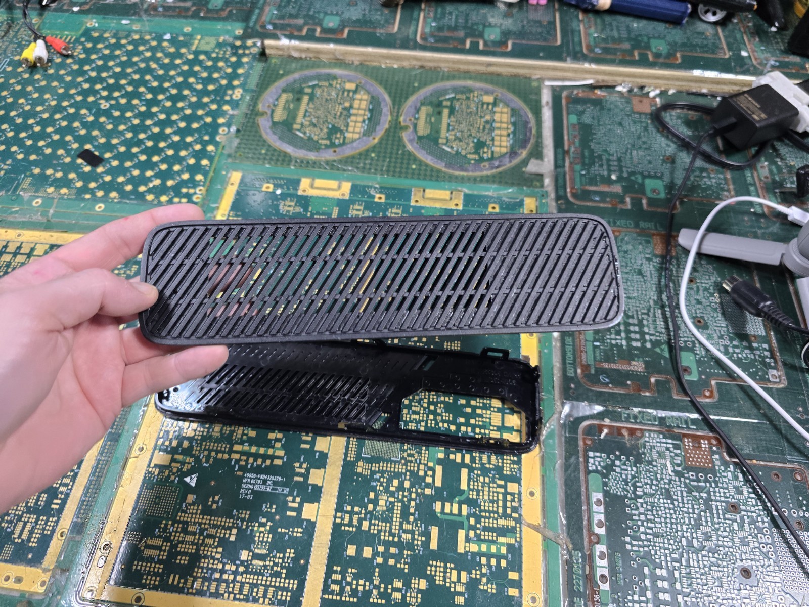 Microsoft Xbox 360 E 1538 Top/Bottom Grill & Trim Set ONLY-Intact-Good-Clean