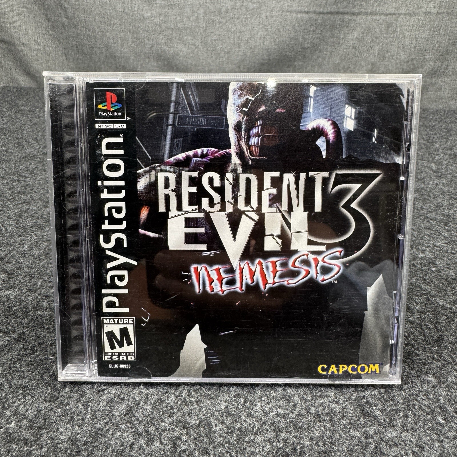 Resident Evil 3 Nemesis Sony PlayStation 1 PS1 Complete Black Label Reg Card