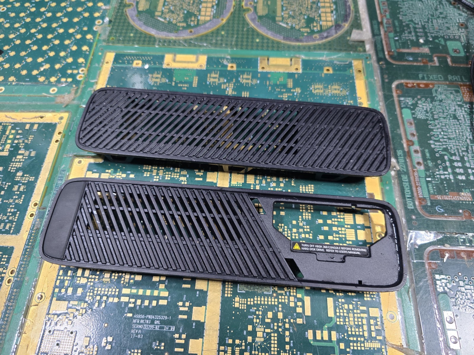 Microsoft Xbox 360 E 1538 Top/Bottom Grill & Trim Set ONLY-Intact-Good-Clean