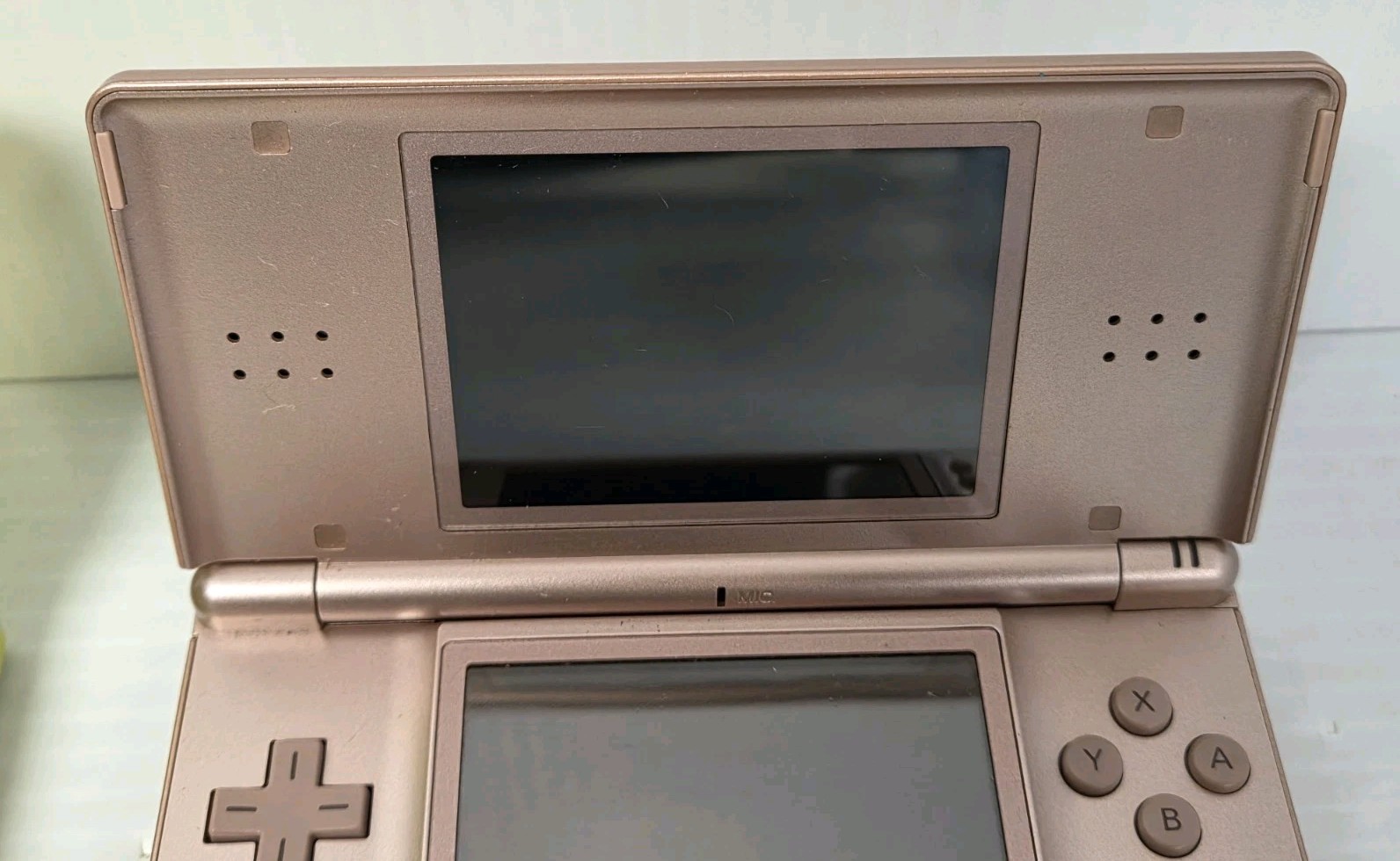 READ!!! – Nintendo DS Lite (USG-001) Green & Metallic Pink -Lot Of 2 – Both Work