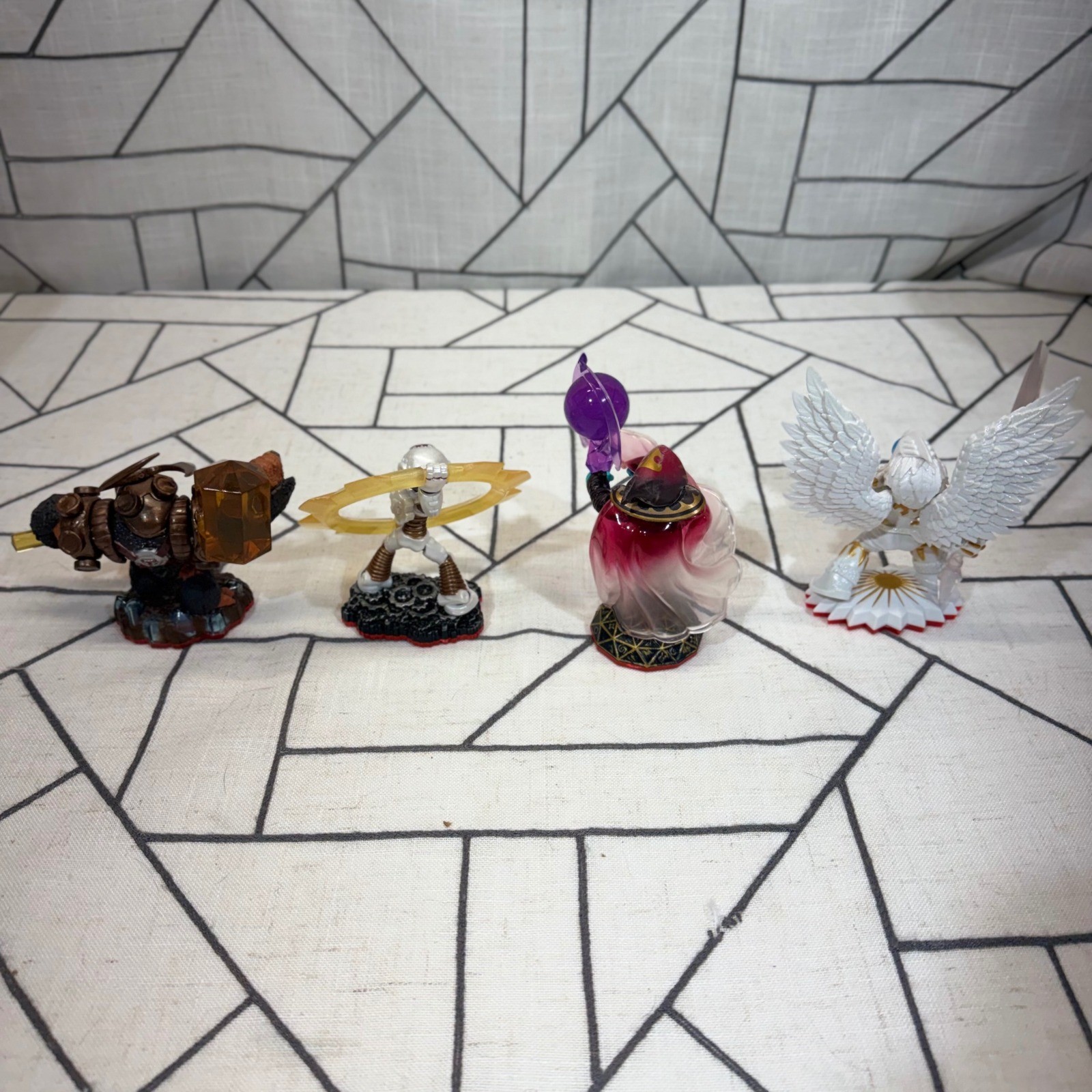 Skylanders Figure Lot Wallop Gearshift Enigma Knight Light Trap Team
