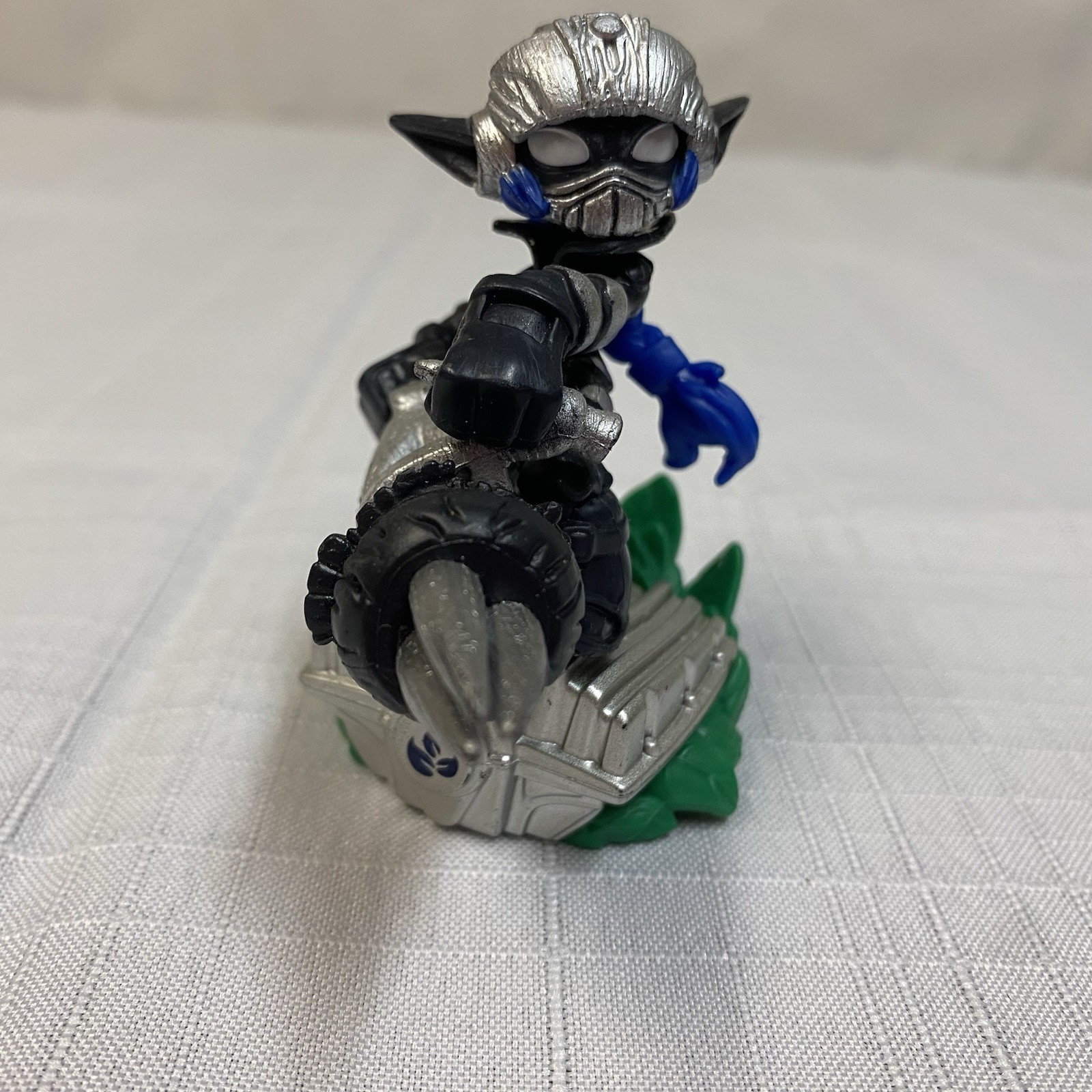 Skylander 2015 Figural Lot Of 3 With 3 Vehicles