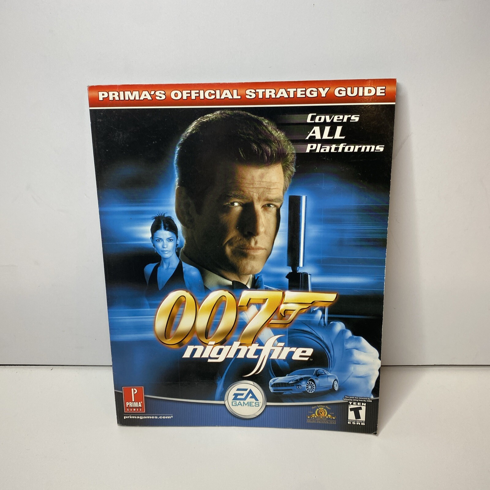 007 Nightfire Prima Official Strategy Guide PC PS2 Xbox Game Cube EA