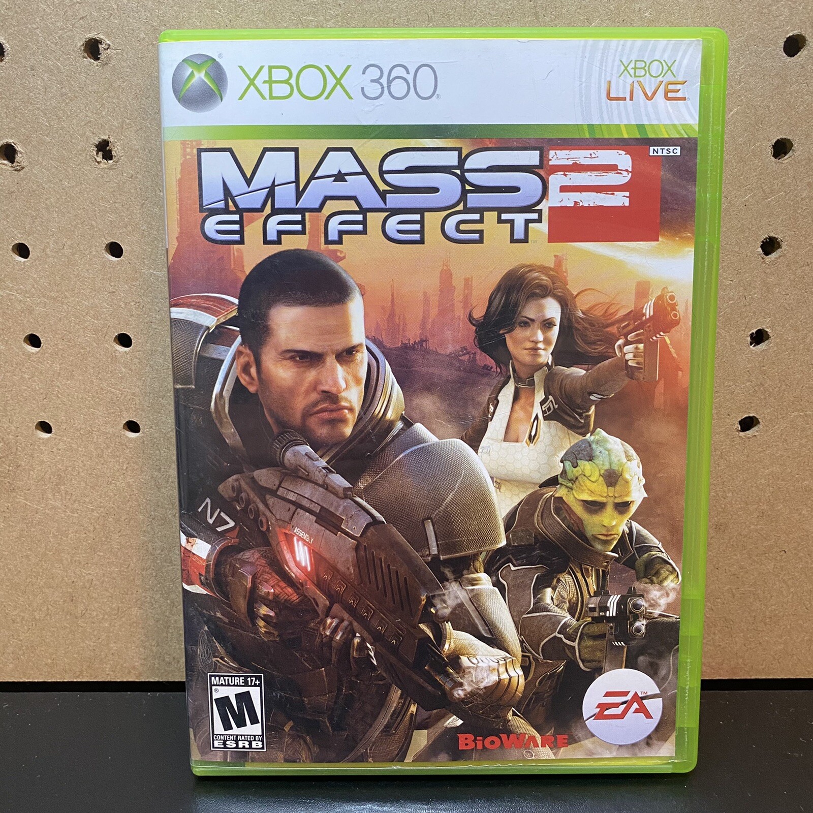 Mass Effect 2 (Microsoft Xbox 360, 2010) Complete & Tested (2 Discs)