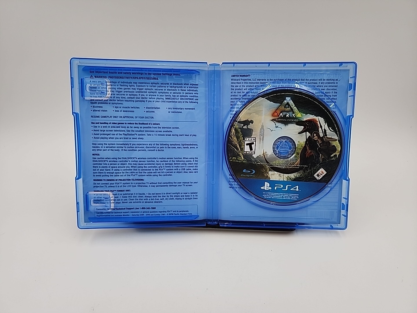 Studio Wildcard Ark: Survival Evolved (Sony PlayStation 4, 2017)