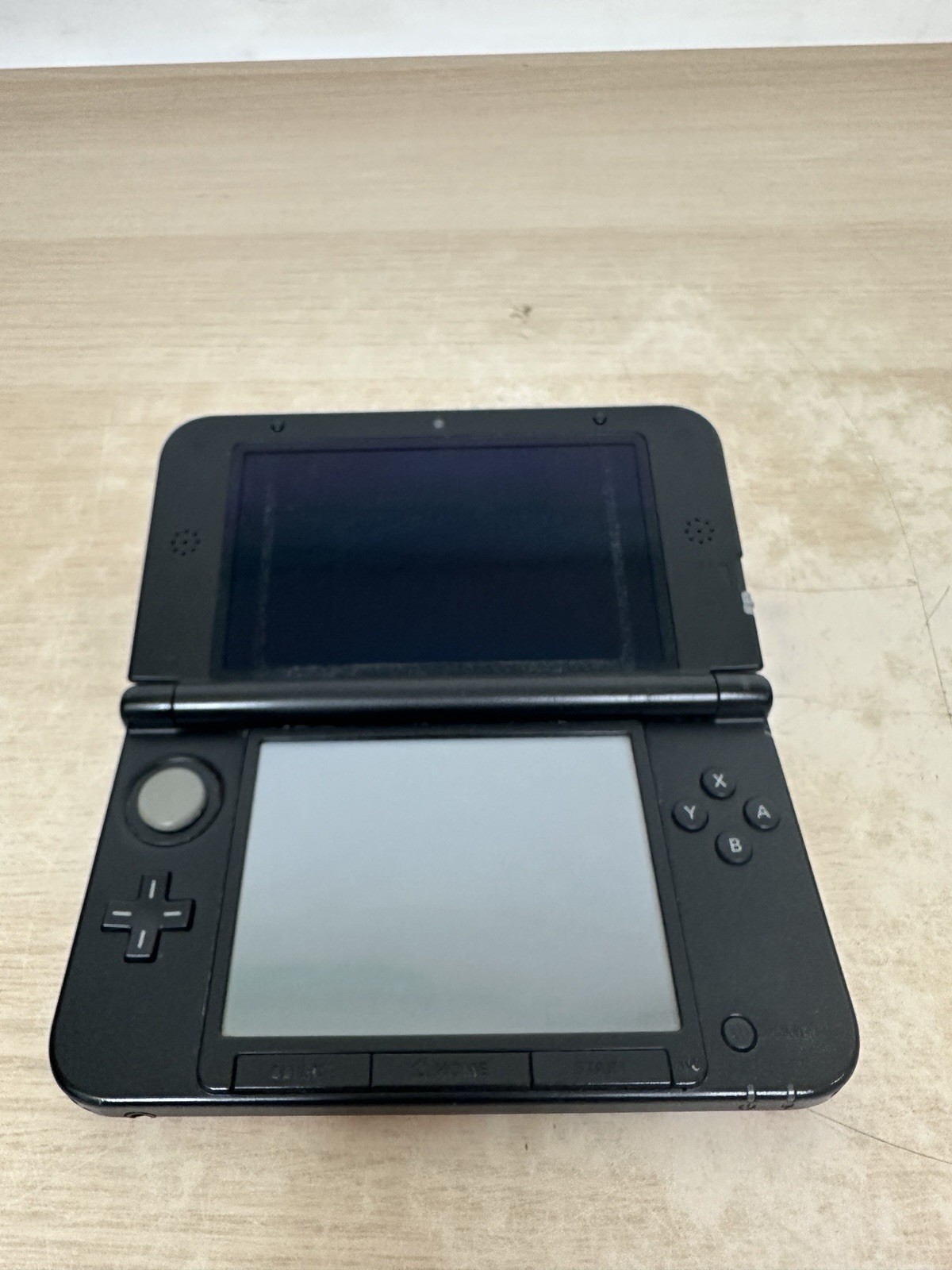 Nintendo 3DS XL Limited Edition Red Super Mario Bros 2 Edition – Works, Has Wear