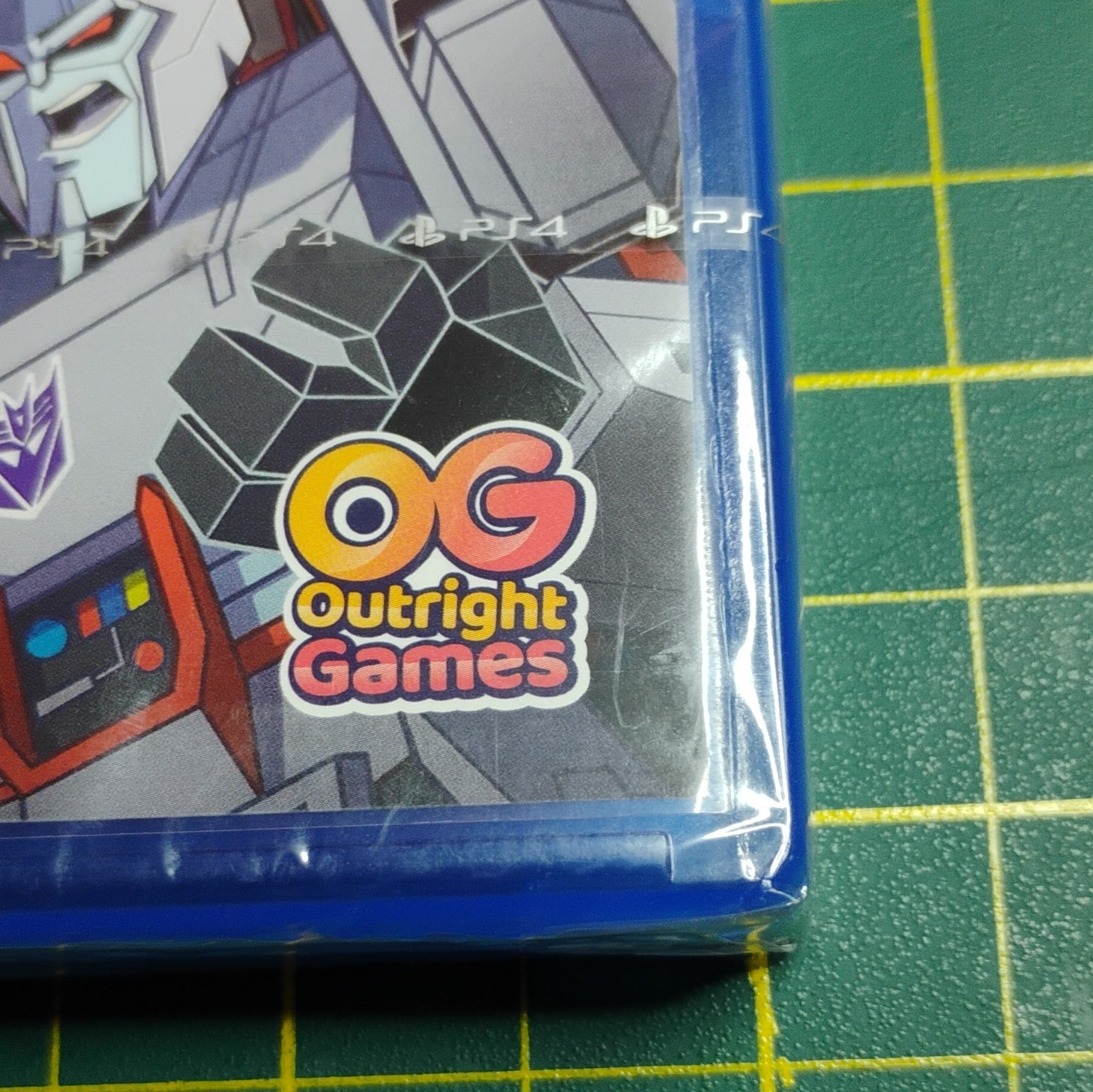 Outright Games Transformers: Battlegrounds (PS4, PAL, 2020) PEGI 7, Multiplayer