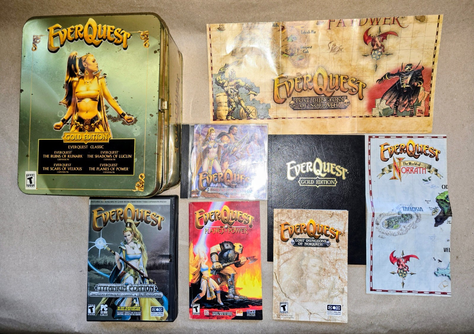 LOT of Sony EverQuest Titanium Edition 5 Disc PC Game Maps Omens of War PC Books
