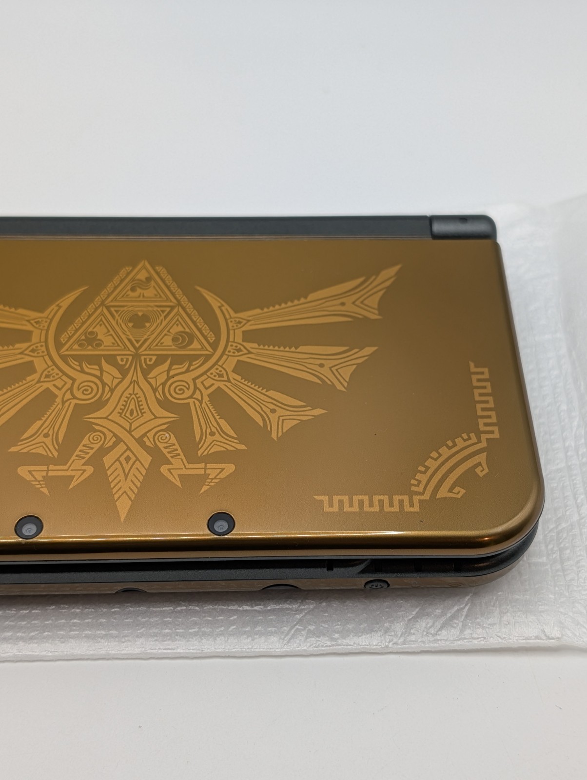 New Nintendo 3DS XL Hyrule Edition – Complete In Box Rare Excellent Condition