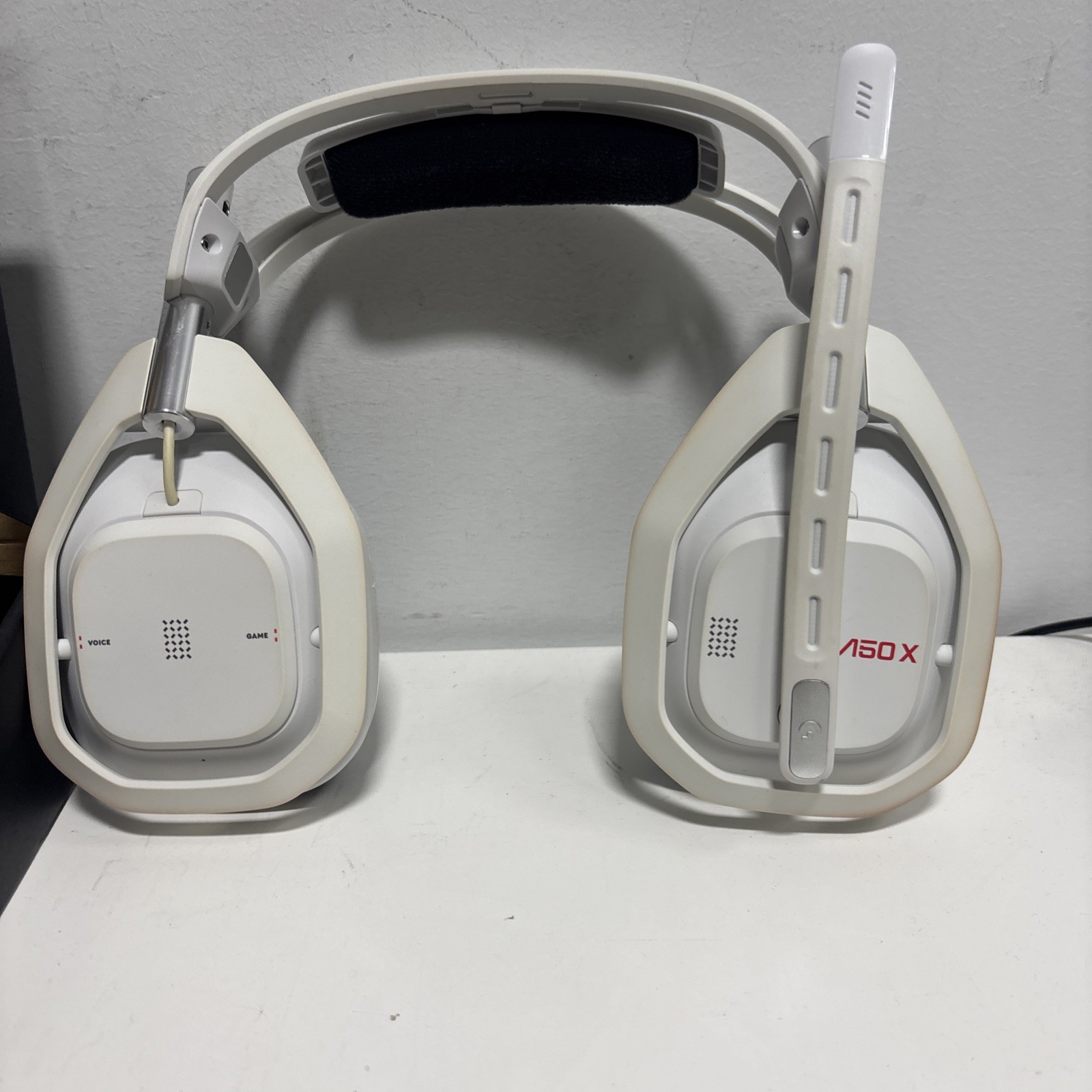 Logitech G ASTRO A50 X LIGHTSPEED Wireless Gaming Headset and Base Station
