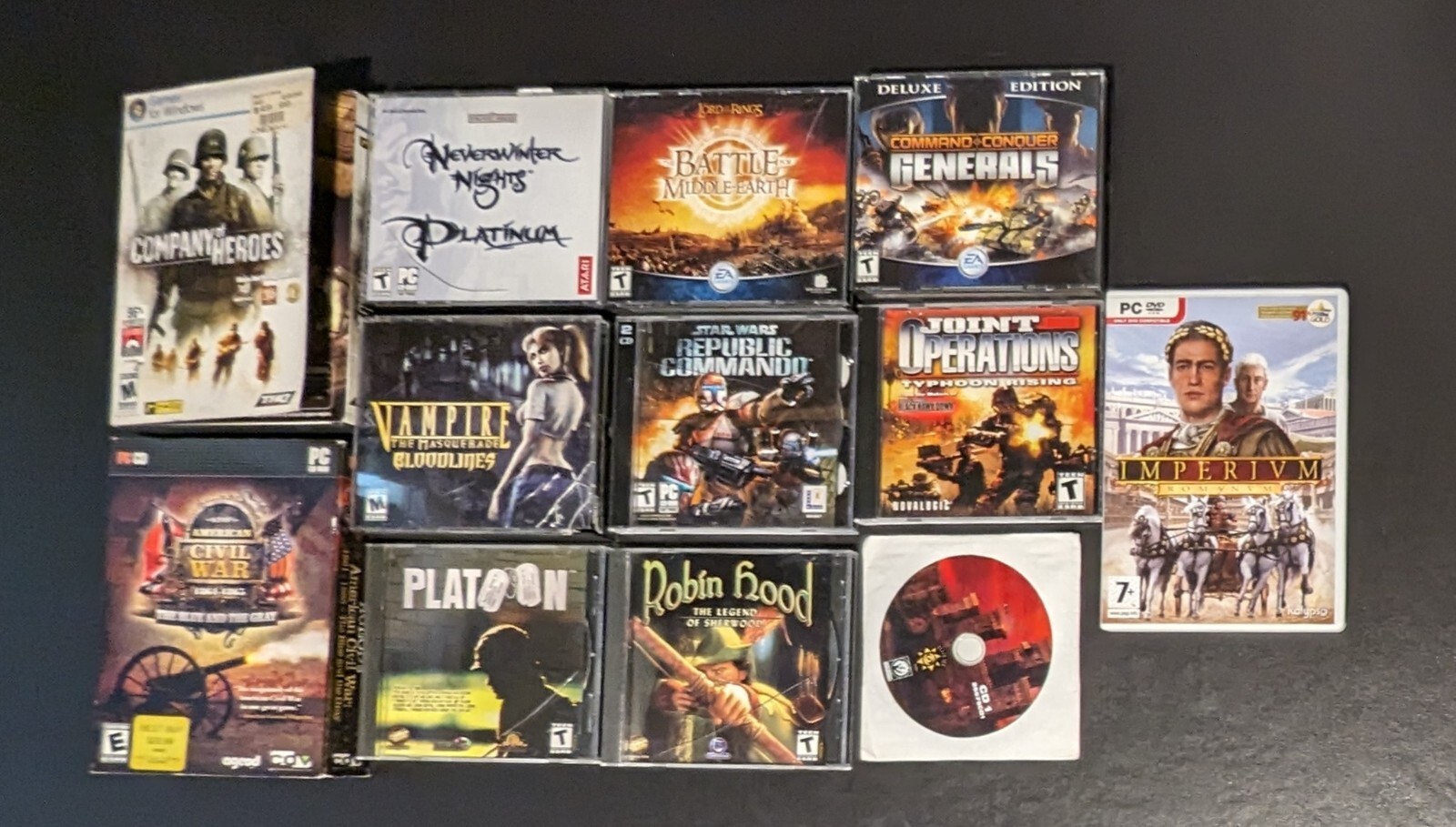 Lot of 12 PC Computer CD-ROM – DVD – Video Games Assorted