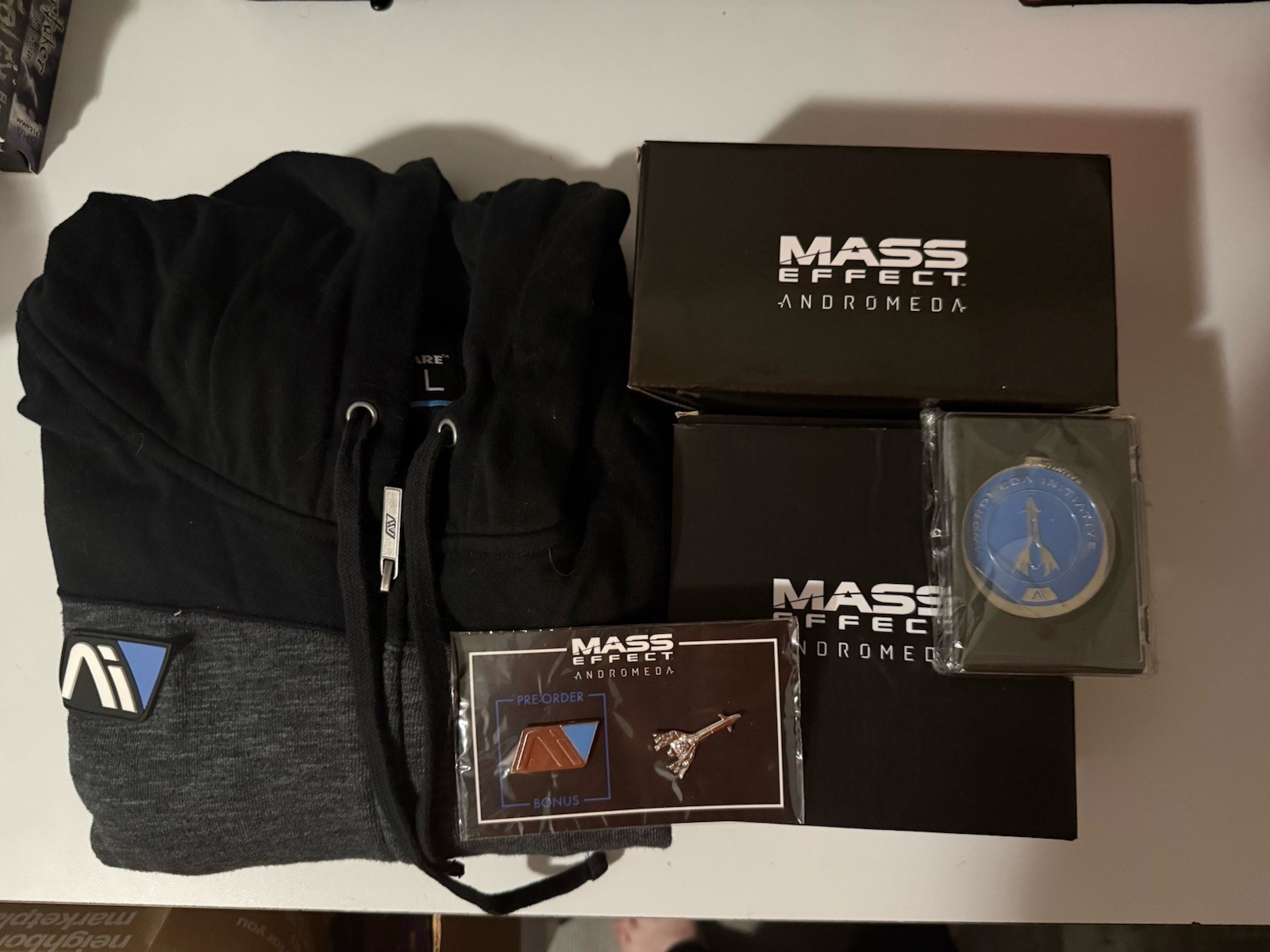 Mass Effect Andromeda Initiative Loot Crate Bundle (see Pics and Description)