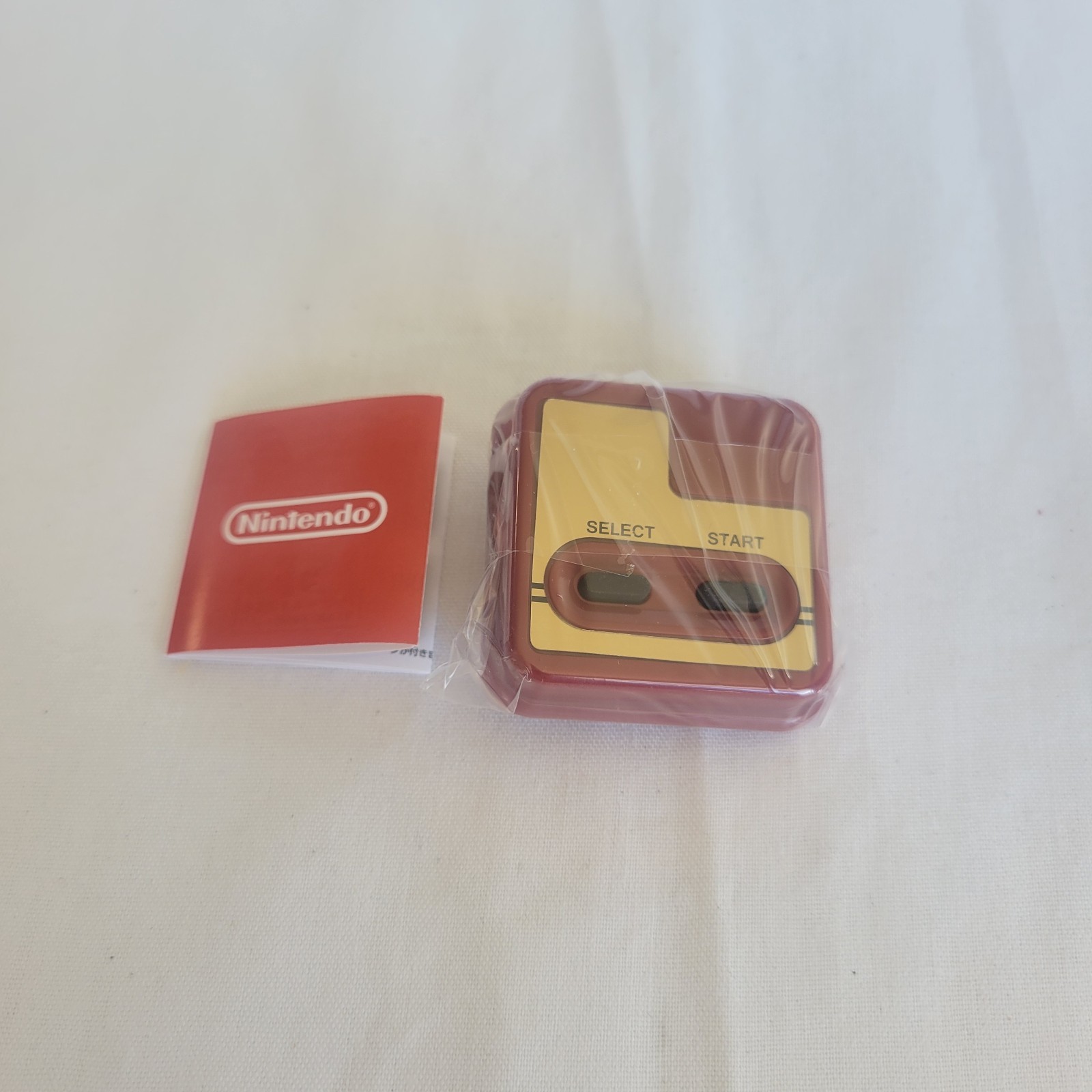 Nintendo Famicom Select Start Control Button Keychain