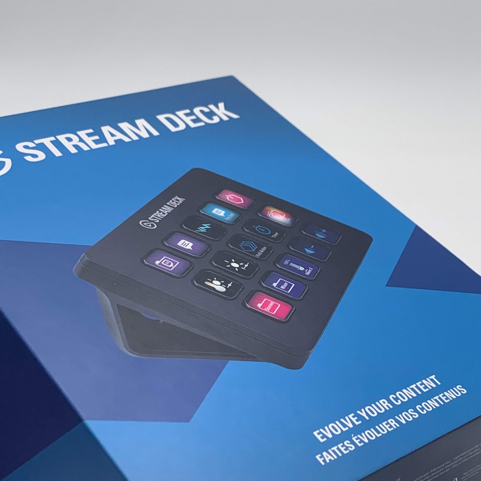 Elgato Stream Deck MK.2 Studio Controller 15 LCD Keys Black 10GBA9901 BRAND NEW