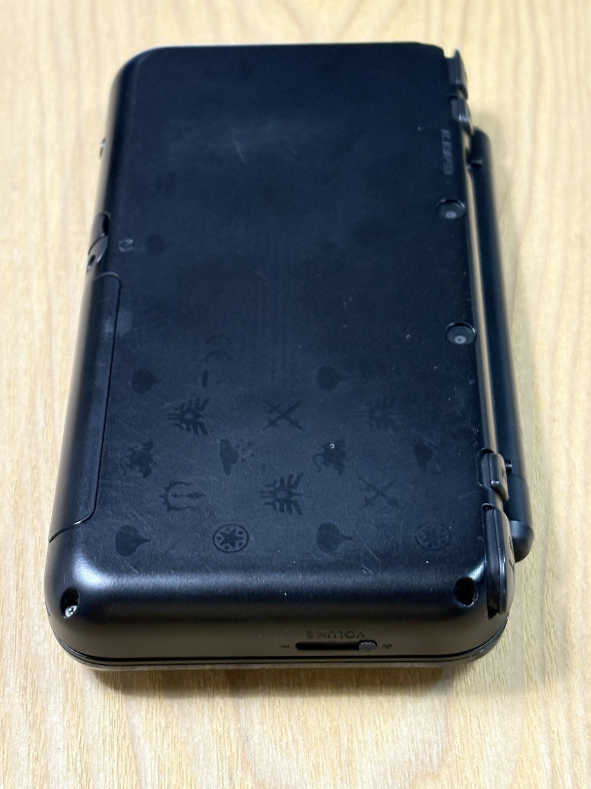 Nintendo 2DS XL LL Dragon Quest Hagure Metal Slime Edition Console Japanese