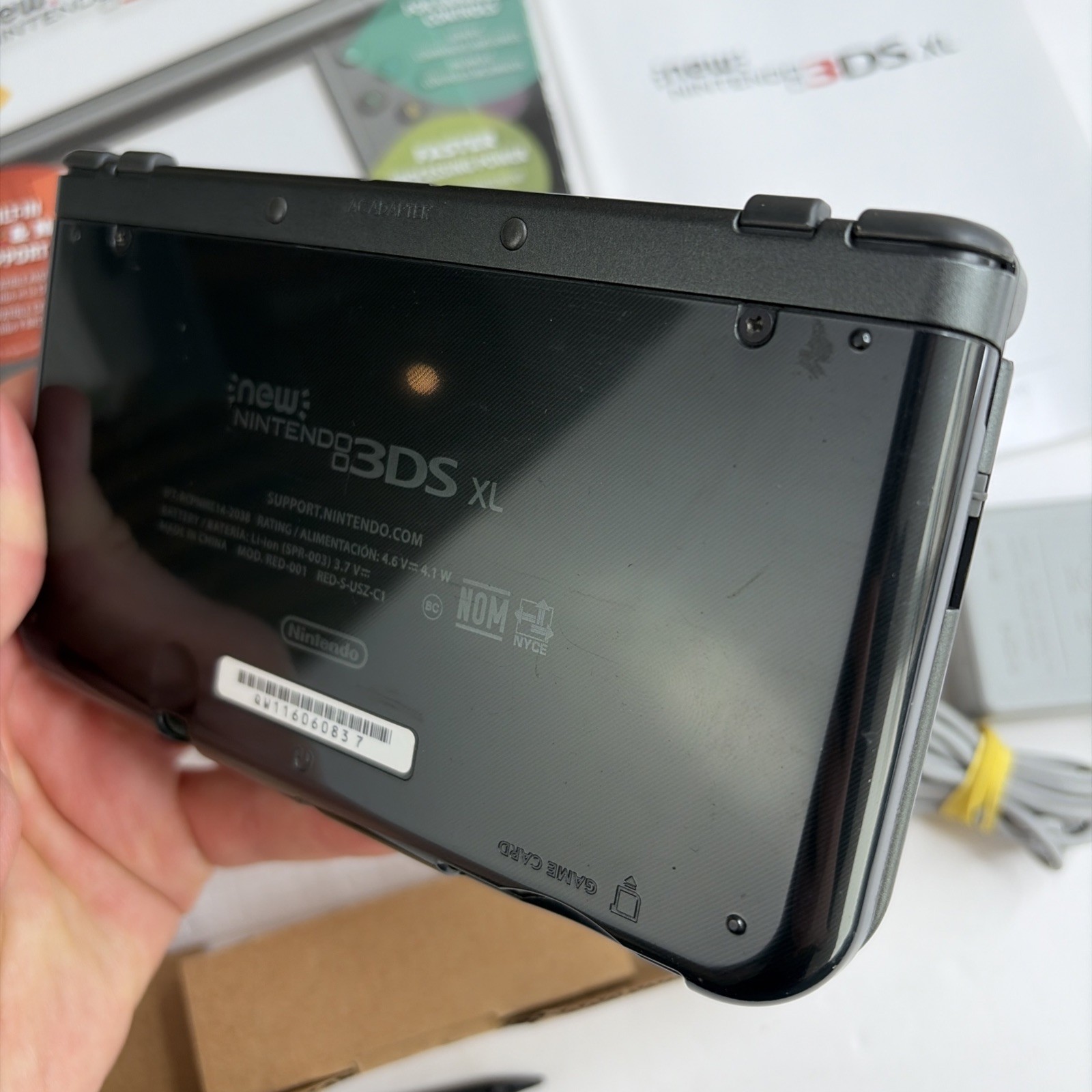 Nice! Nintendo New 3DS XL Black Complete Box W Charger Stylus US Model