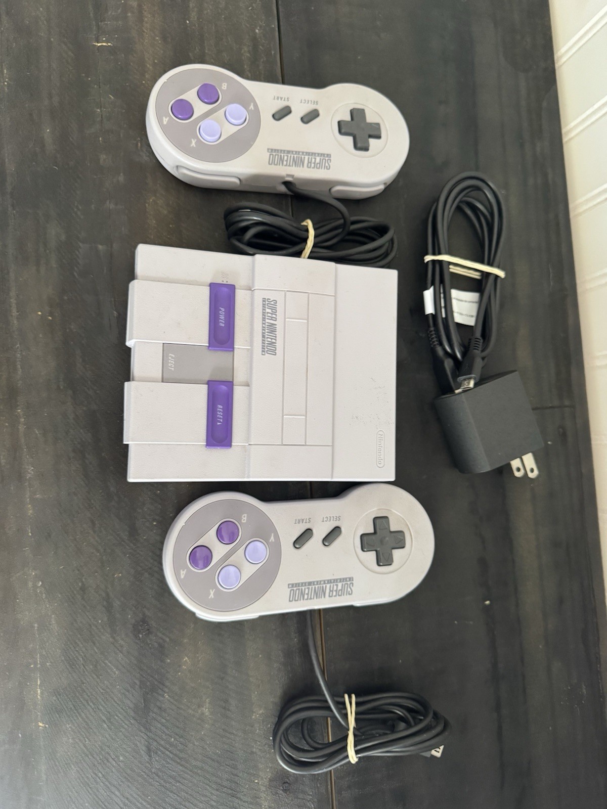 Nintendo Super NES Classic Edition Mini Console CLV-201 w/2 Controllers no box