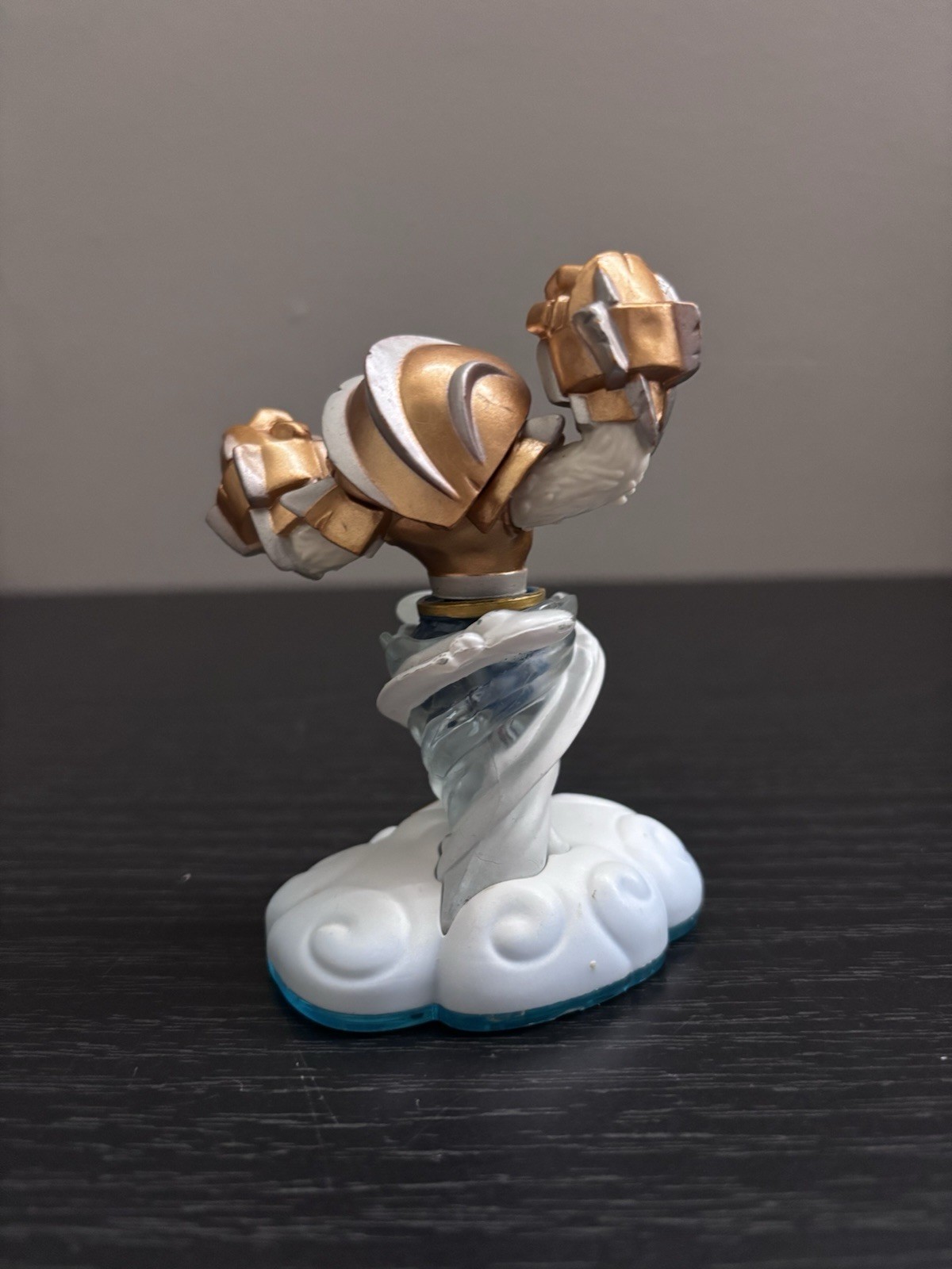 Skylander Figures Lot
