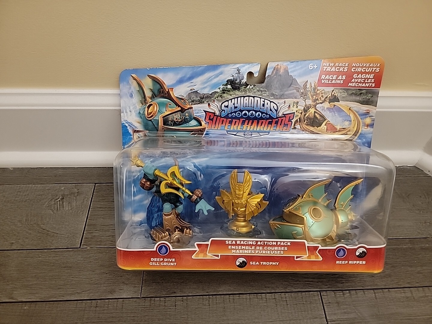 Skylanders SuperChargers Sea Racing Action Pack Gill Grunt Reef Ripper Trophy