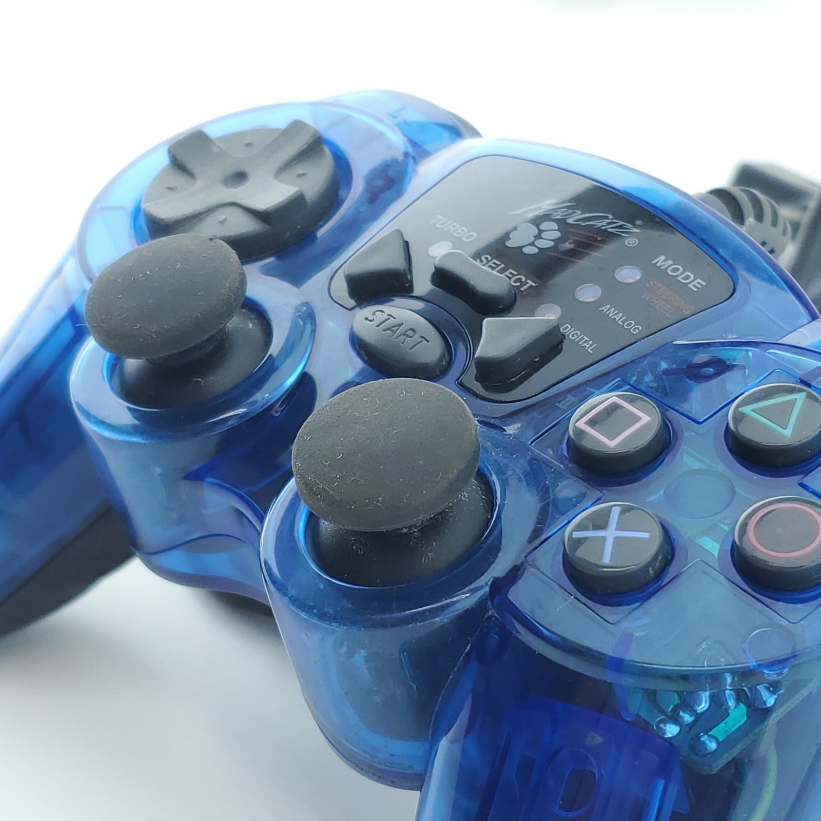 Mad Catz 8026 Dual Force Wired Controller For PS1 & PS2