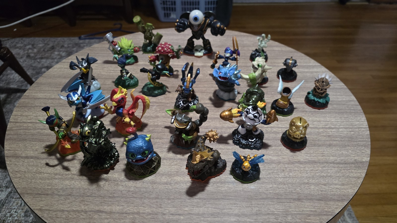Skylanders Trap Team, Swap Force, and Giants Figure Lot *value*