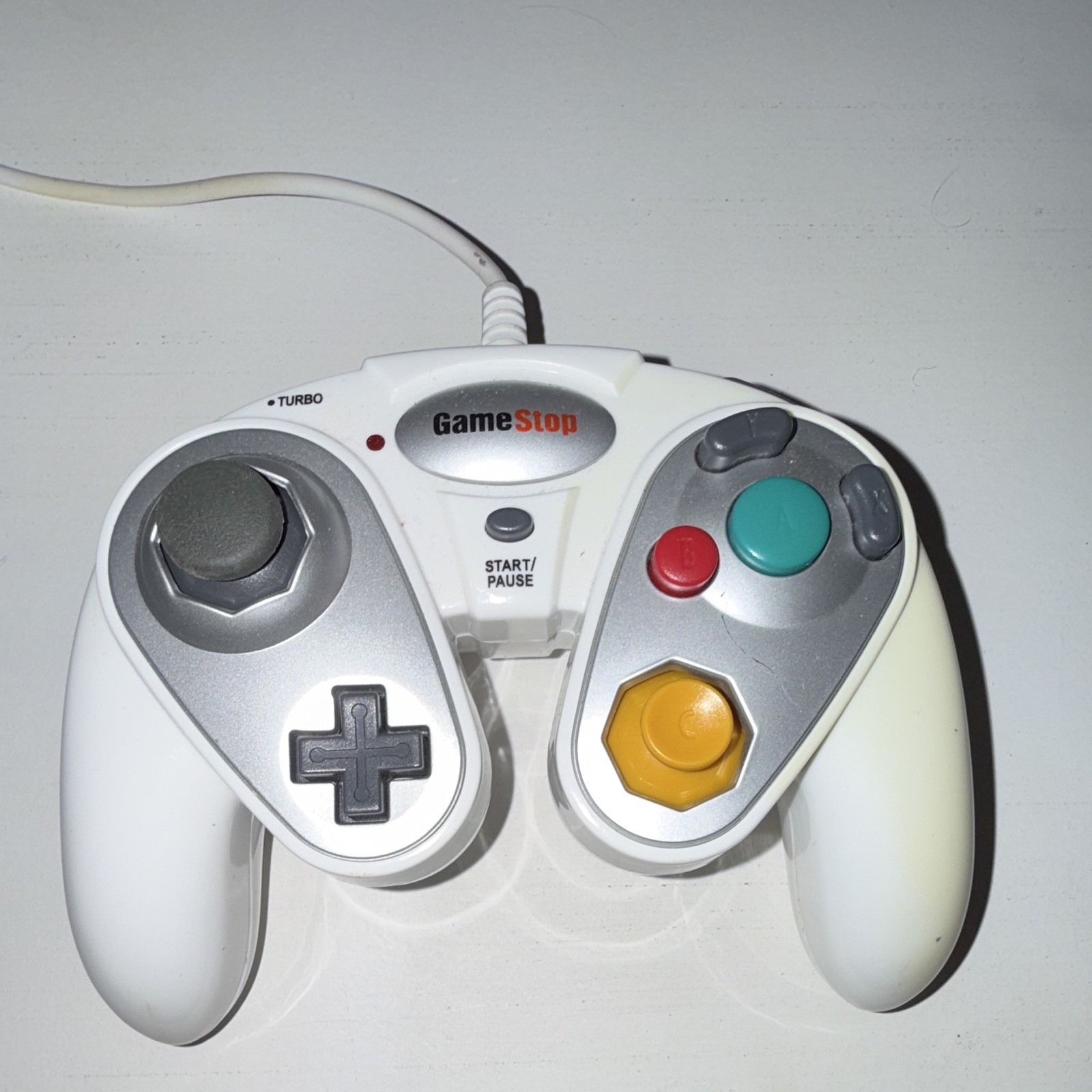 GameStop Wired Turbo Controller White/Silver for Nintendo GameCube & Wii