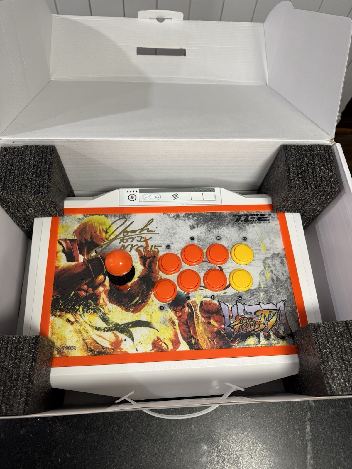 Signed By Yoshinori Ono Ultra Street Fighter IV Arcade Tournament Fight Stick