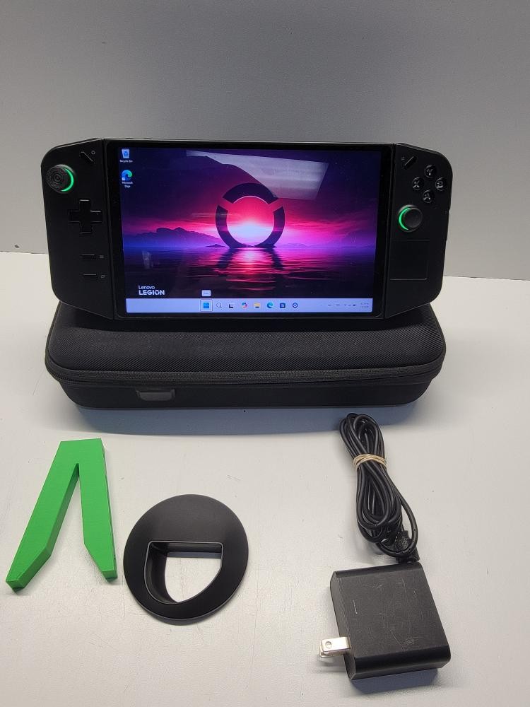 LENOVO LEGION GO W/ACC (P14028624)