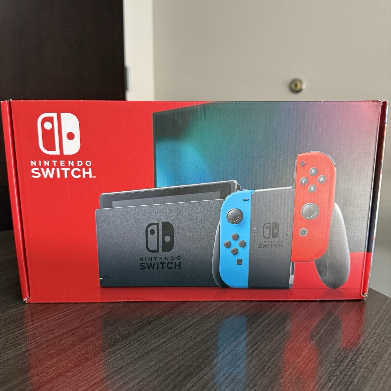 Nintendo Switch HAC-001 Console Neon Blue/Red Joy-Con, Complete Set In Box Xtras