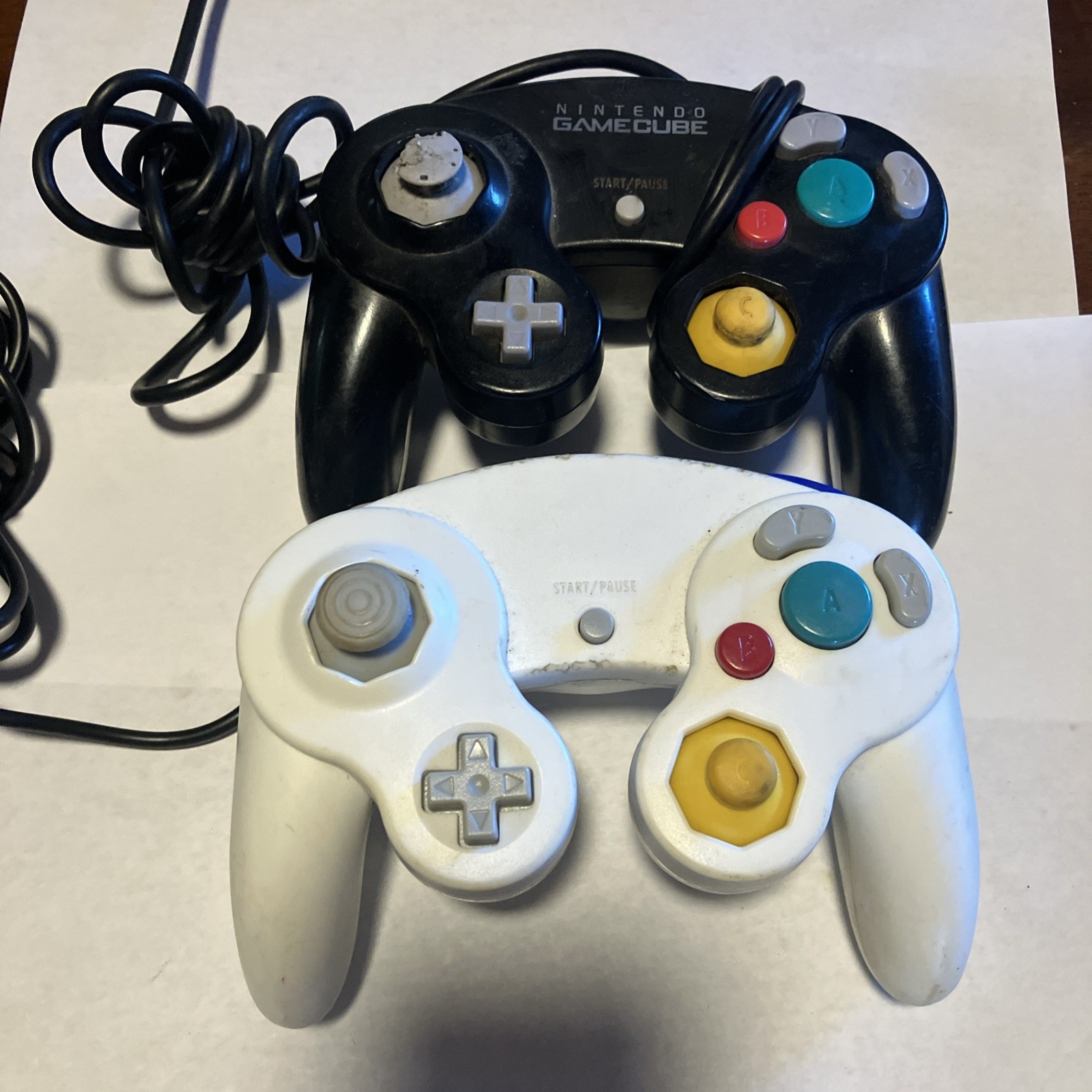 Nintendo Gamecube Controllers – White And Silver AS IS (NOT TESTED)
