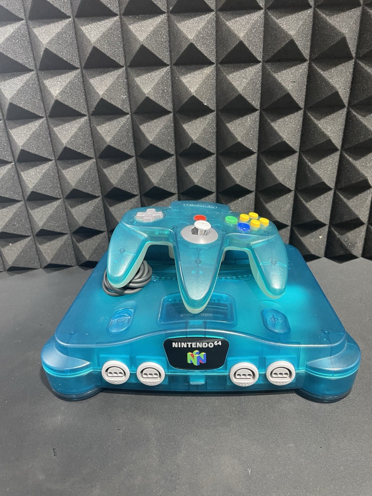 Nintendo 64 Funtastic Ice Blue Console Bundle Tested Working
