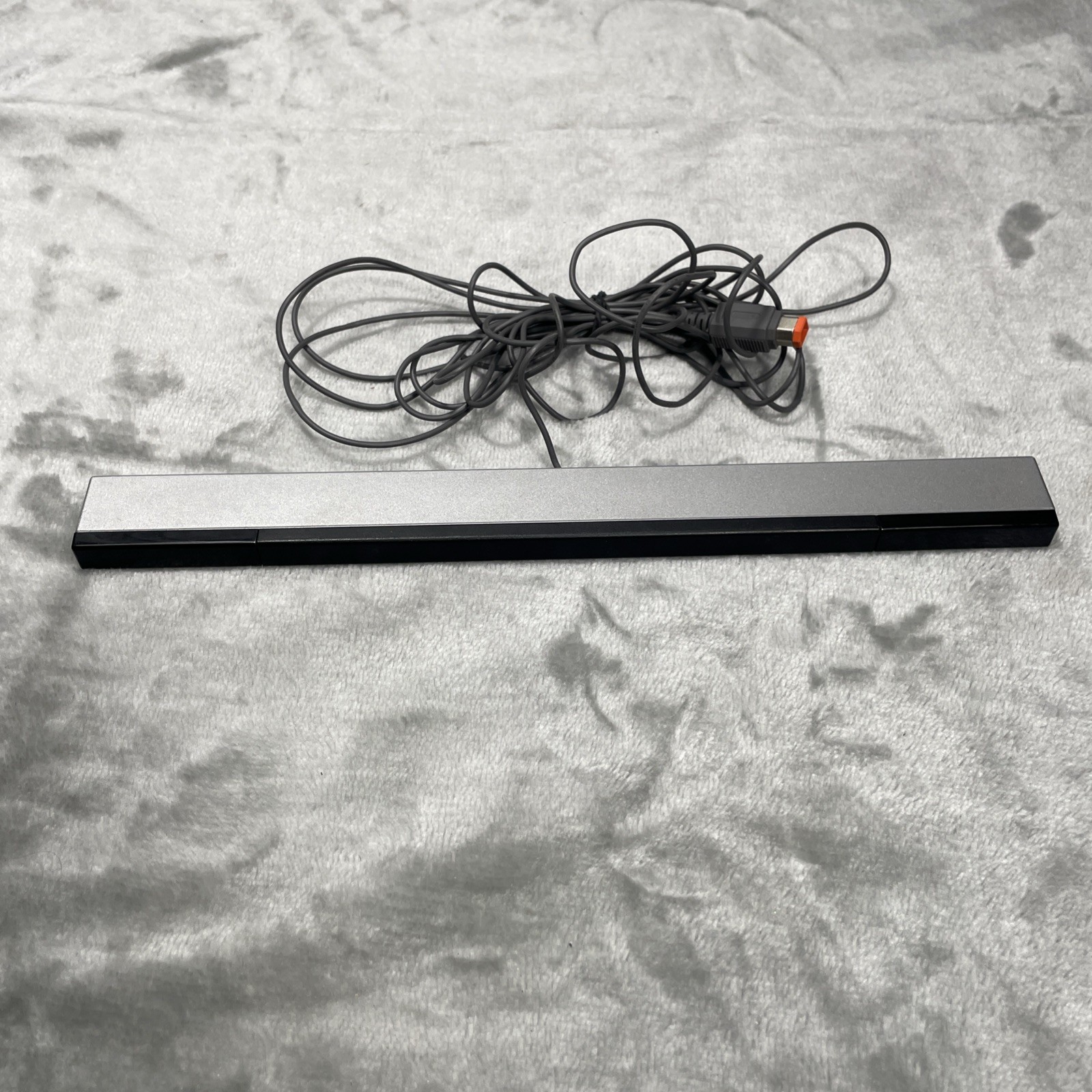 Nintendo Wii OEM Sensor Bar Wired Official RVL-014 For Wii And Wii U Very Good