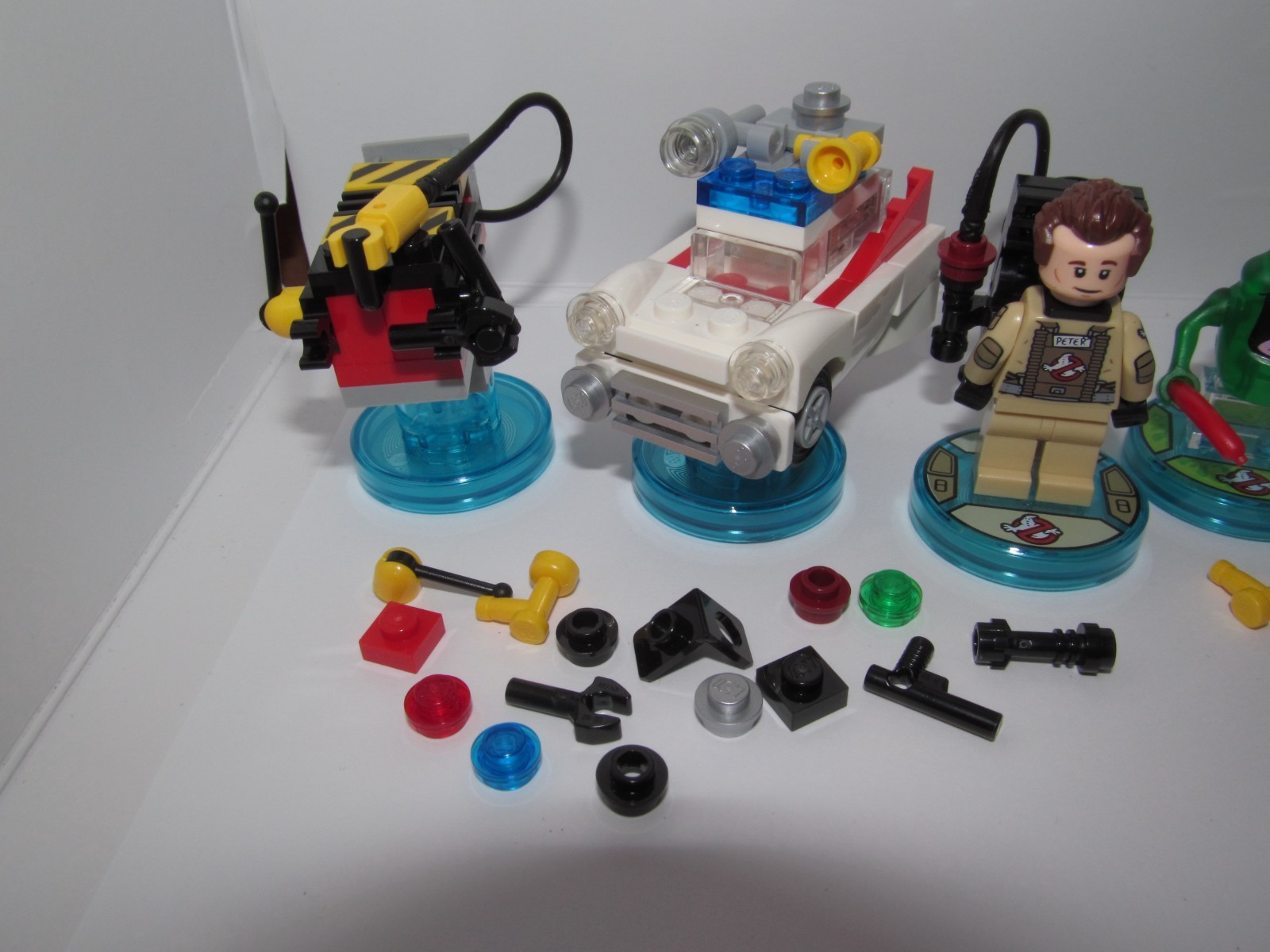 Lego Dimensions Ghostbusters Level Pack #71228 + Stay Puft #71233 Silmer #71241