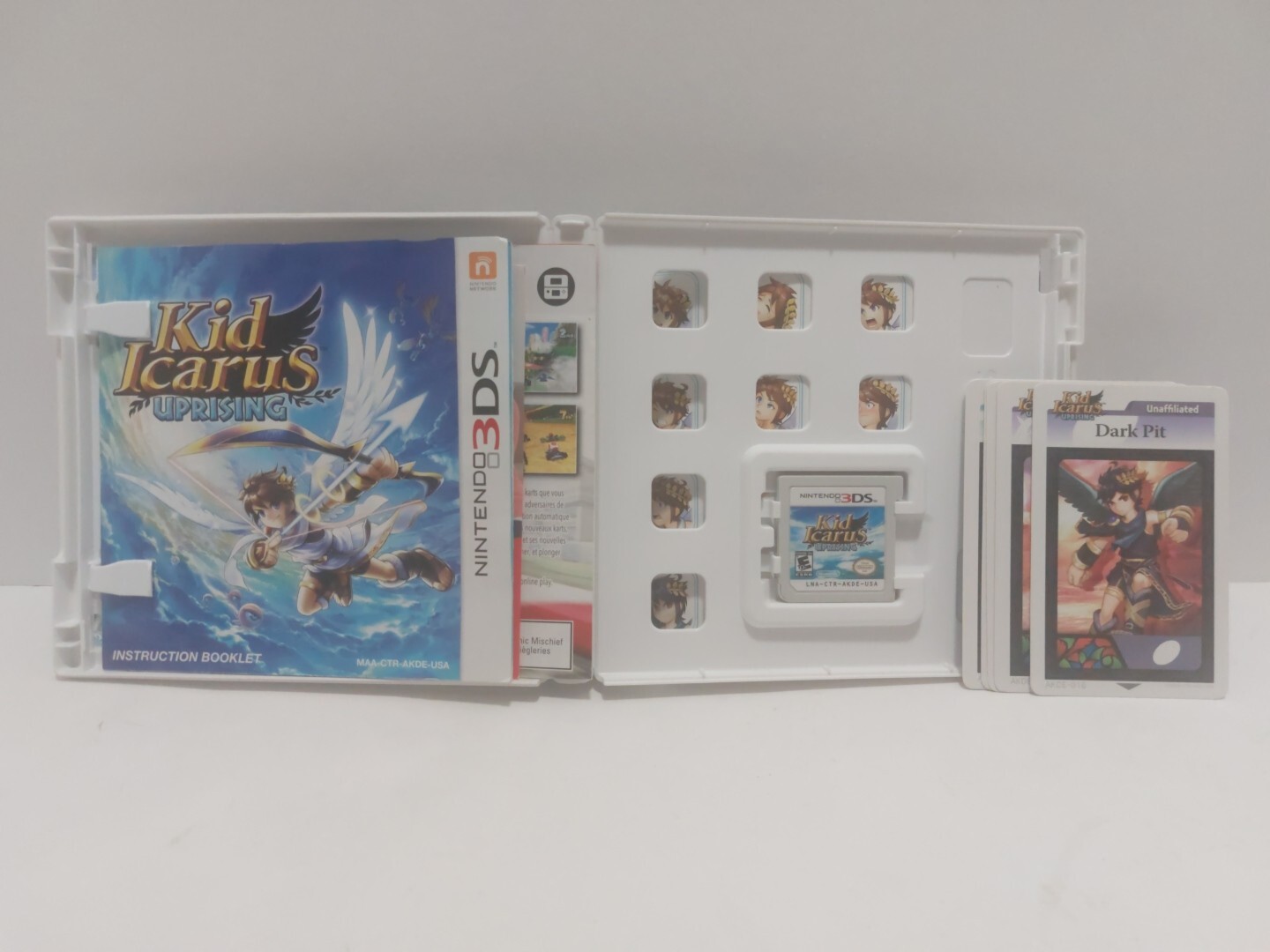Kid Icarus Uprising (Nintendo 3DS, 2012) w/ Booklet & PROMO Cards