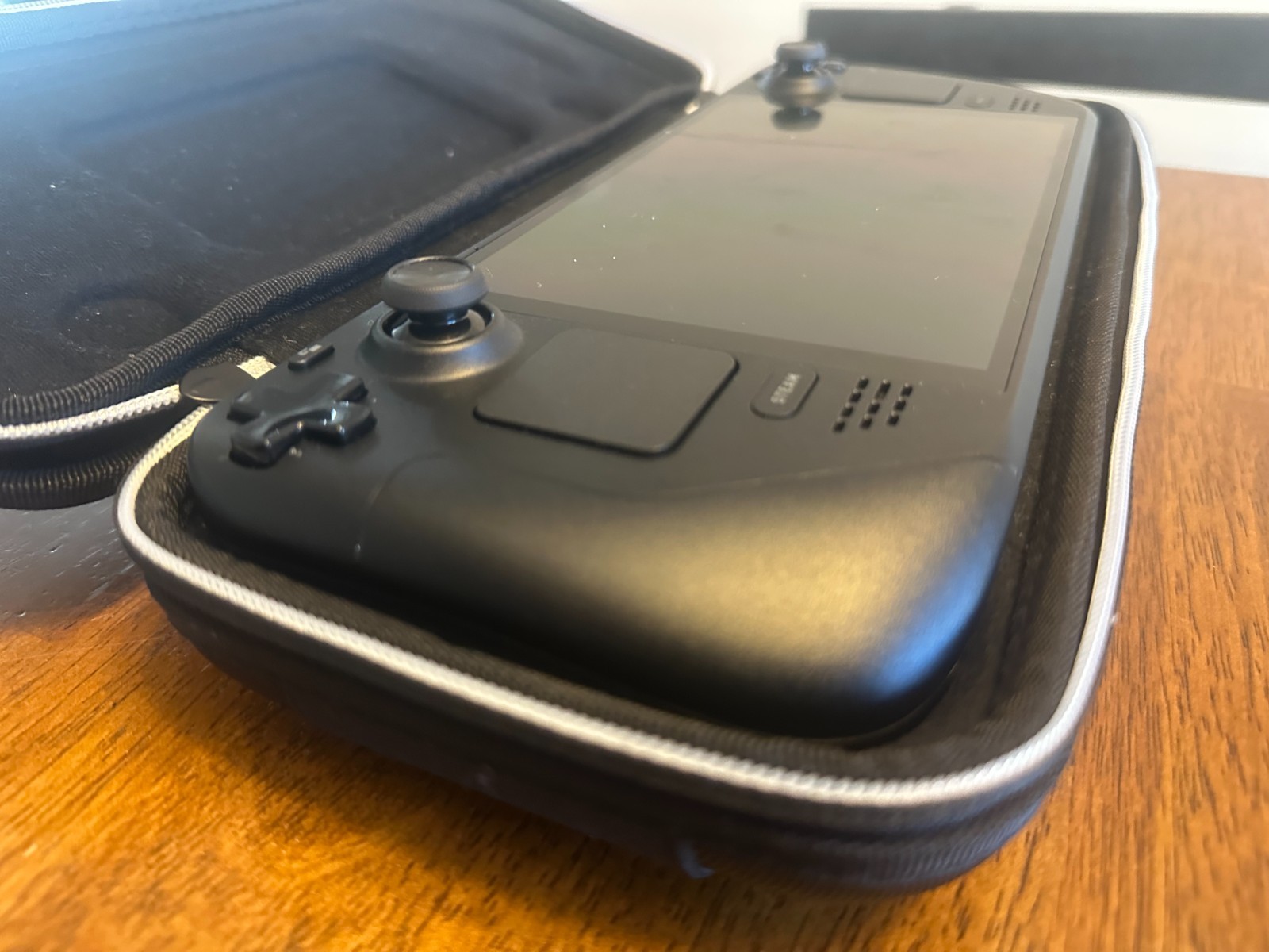 Valve Steam Deck OLED 1TB Excellent Condition w/Case