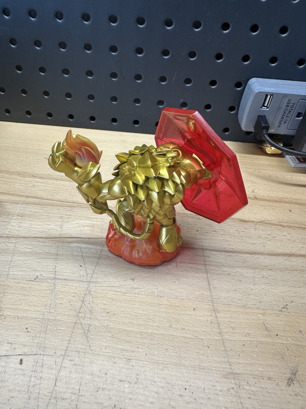 Skylanders Trap Team Wildfire Trap Master Character Figure