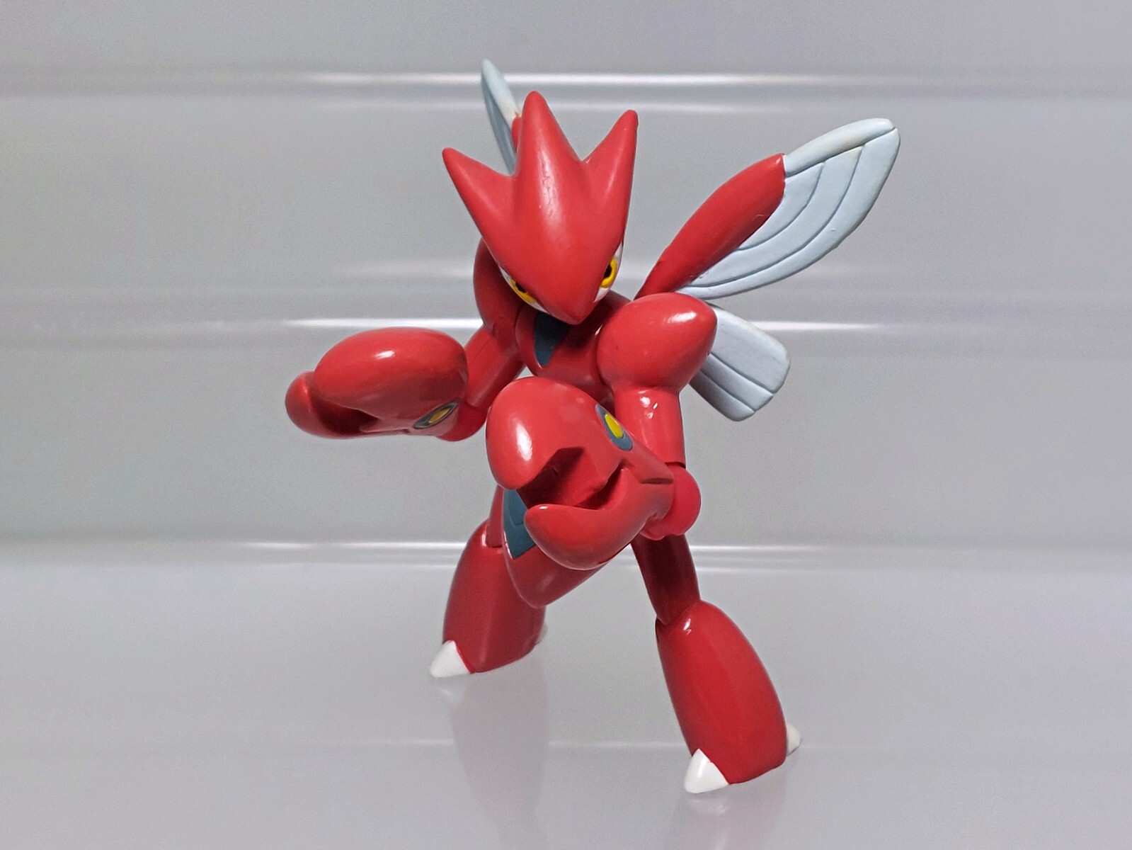Scizor Pokemon Action Figure Gashapon Bandai 2000 Toy Japan F08 2.4in