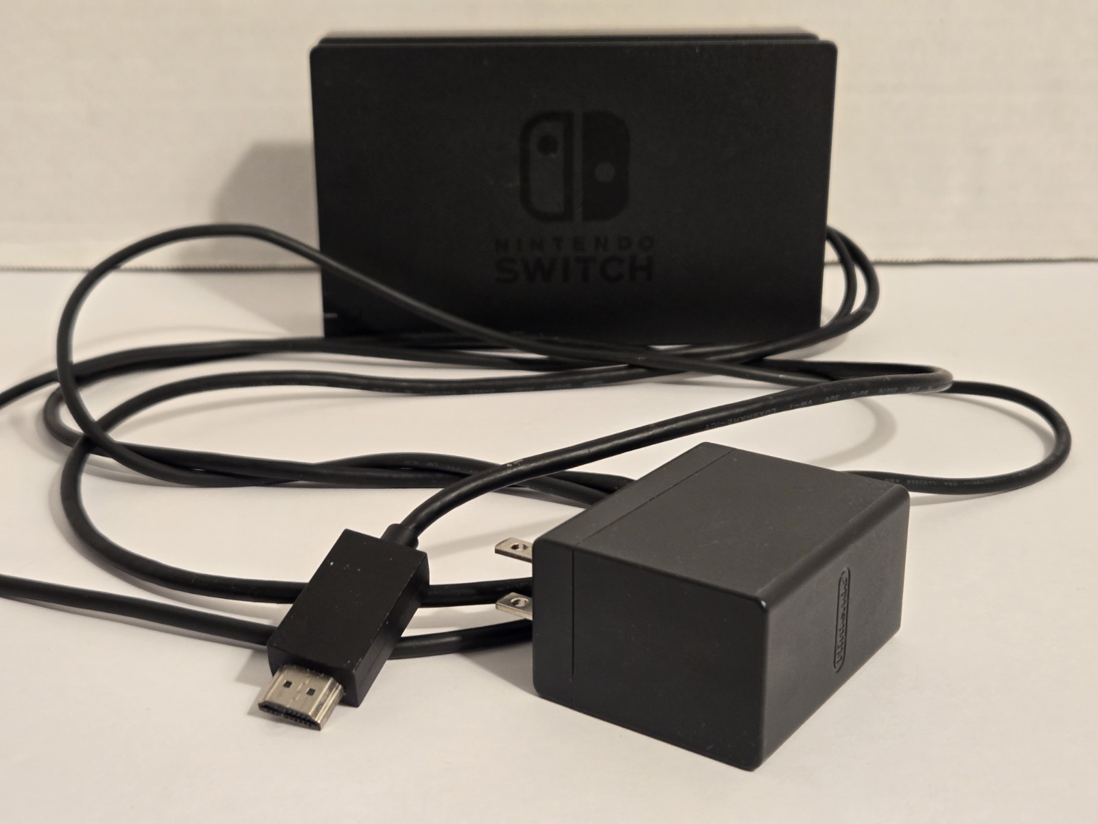 Nintendo Switch Dock – Black (HAC-007) with power adapter and hdmi cord