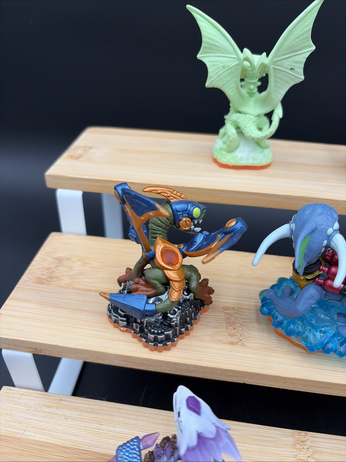 Skylanders Giants Lot Flashwing Drobot Cynder Zap Sonic Boom Jet Vac Orange Base