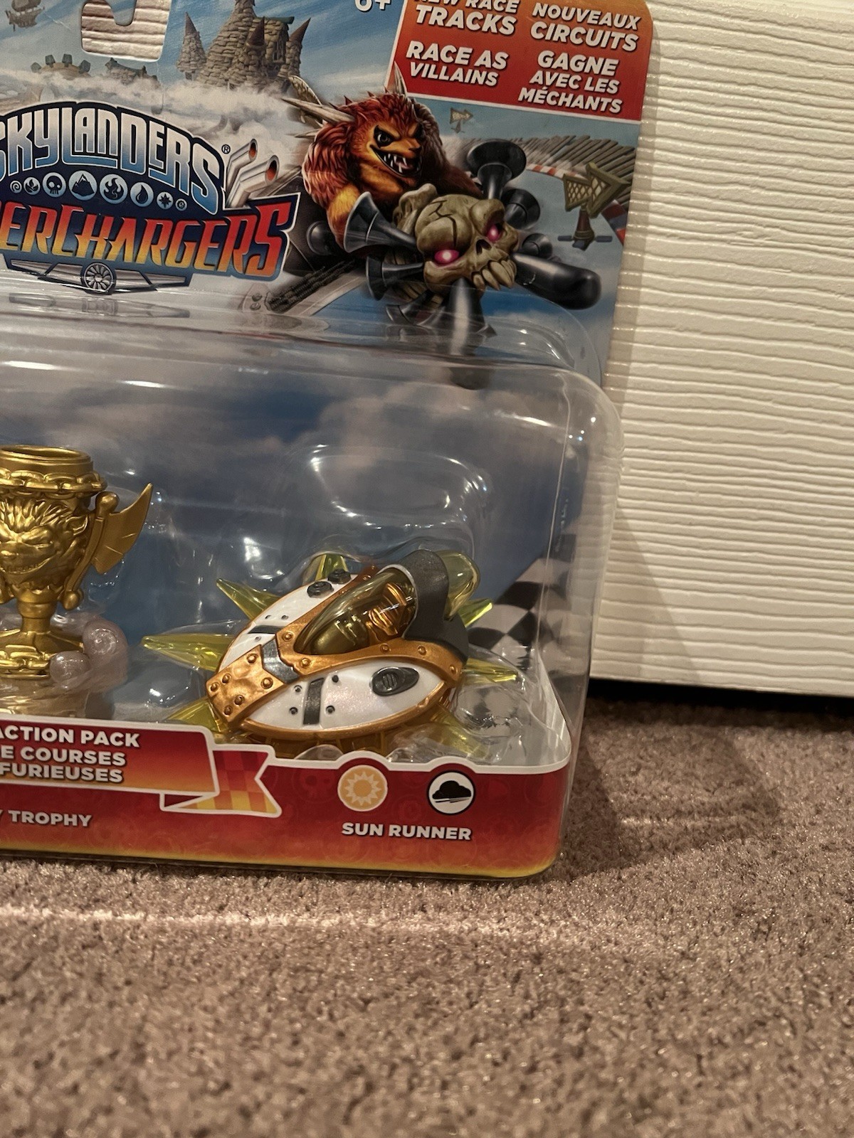 Skylanders Superchargers Sky Racing Action Pack Astroblast Sun Runner Trophy