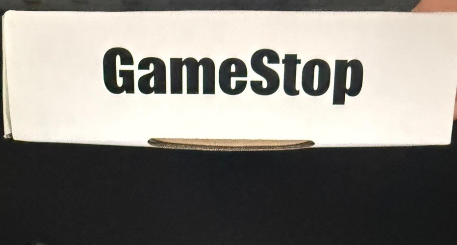 Gamestop 80% TKL Hot Swappable Brown Switch Mechanical Gaming Keyboard WHITE-NIB