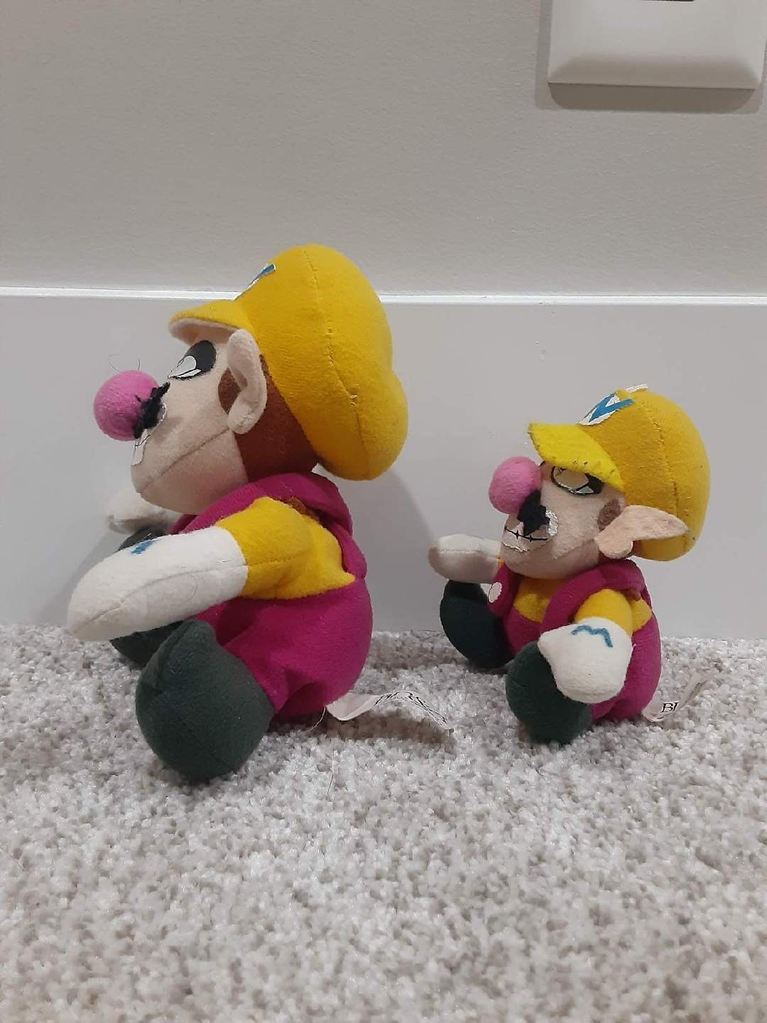 Super Mario Beanbag Plush | 6″ Wario & 4″ Wario Plush | 1997 BD&A