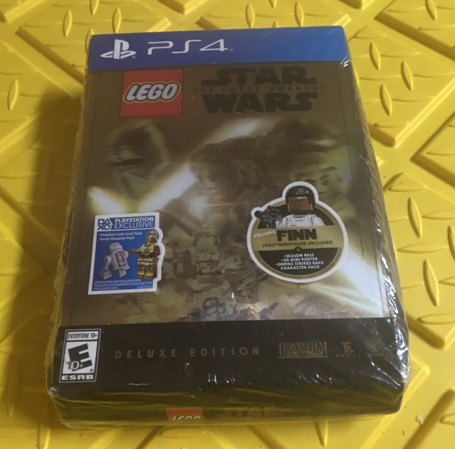 Warner Bros. LEGO Star Wars: The Force Awakens PS4 Deluxe Edition E10+ 2016