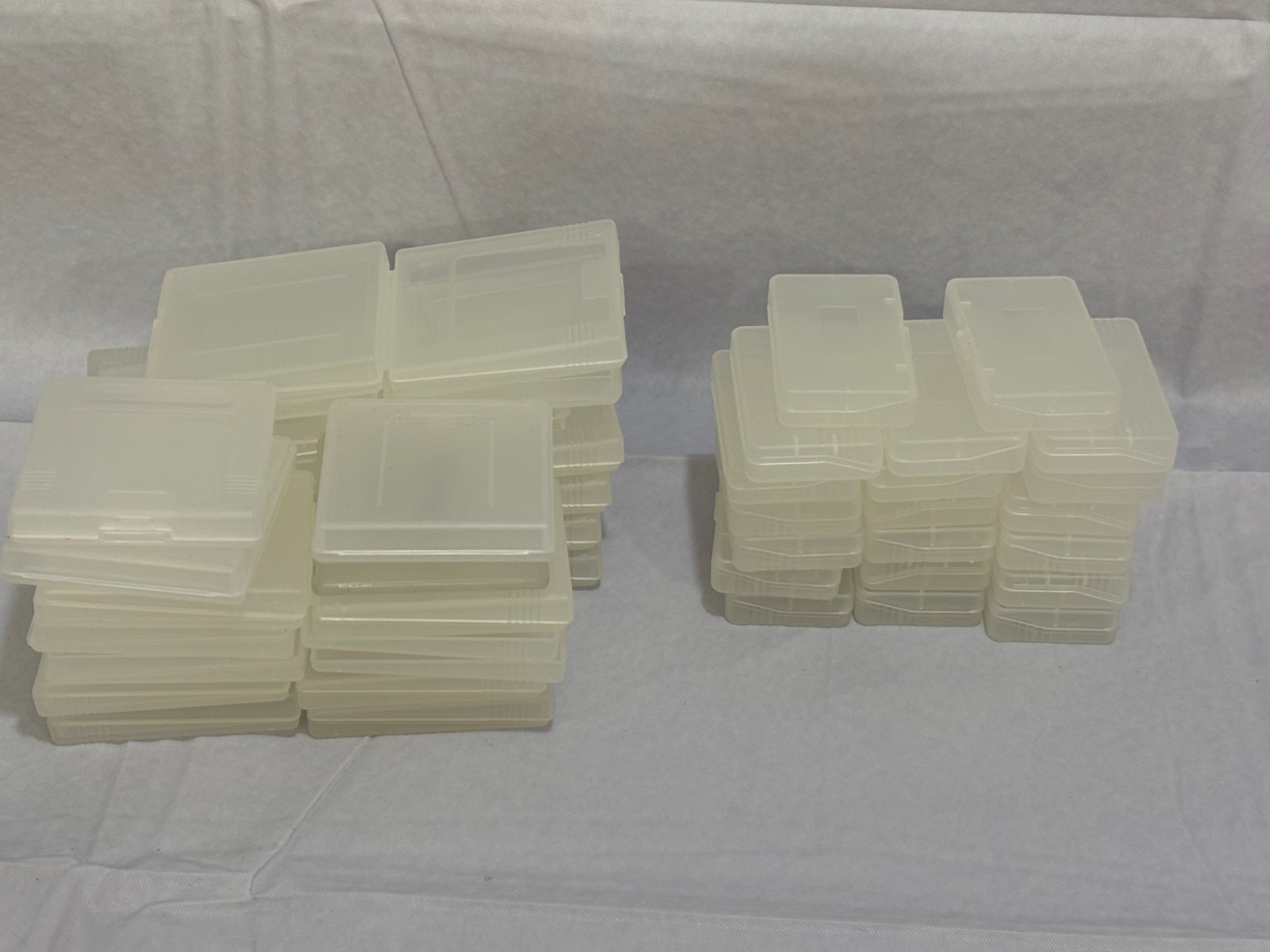 UNBRANDED Nintendo GB & GBC Plastic Gaming Console Cartridges Dust Cover Lot